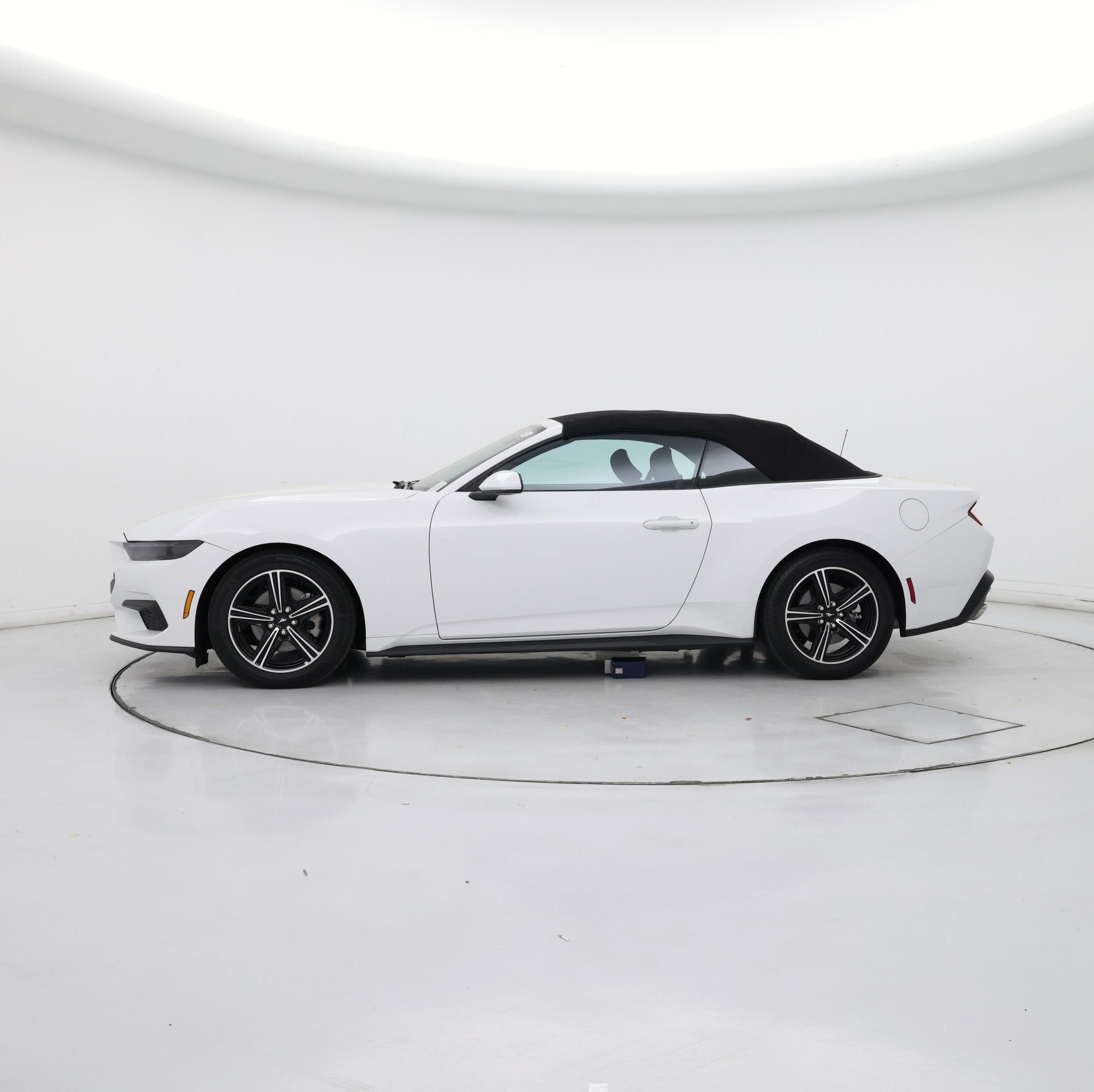 Thumbnail: 2025 Ford Mustang - 3