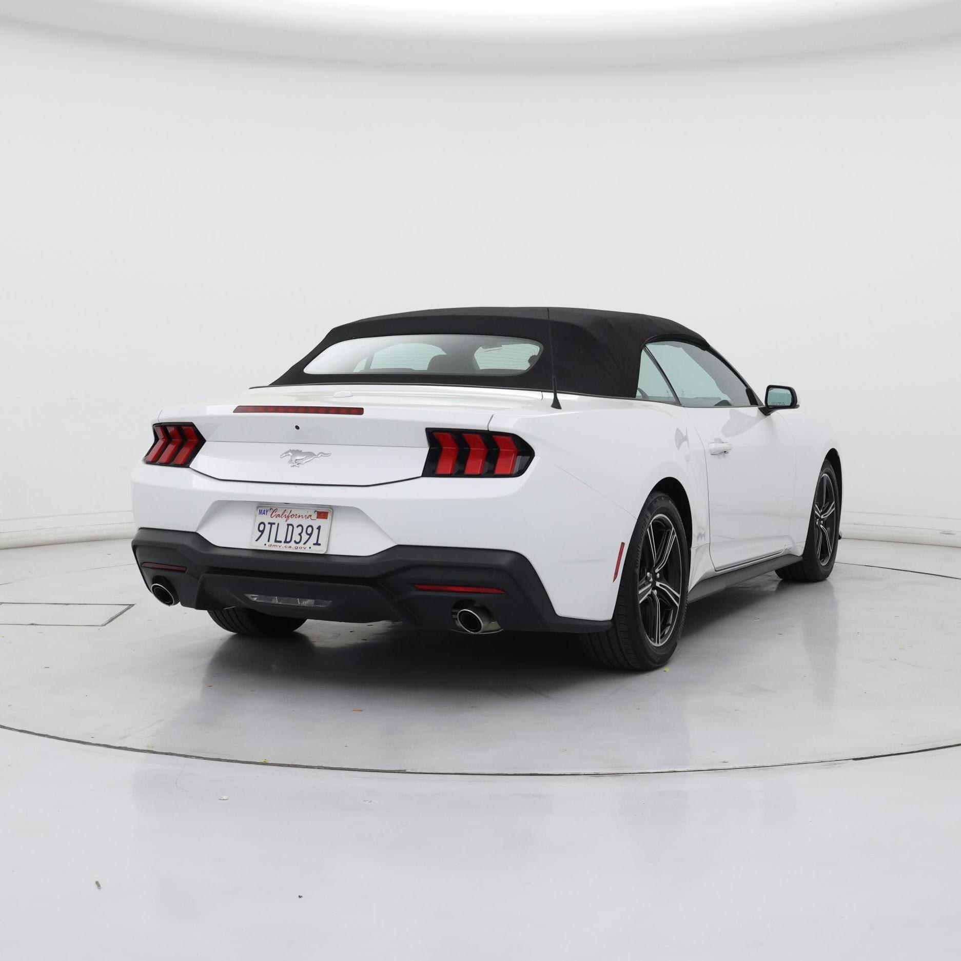 Thumbnail: 2025 Ford Mustang - 8