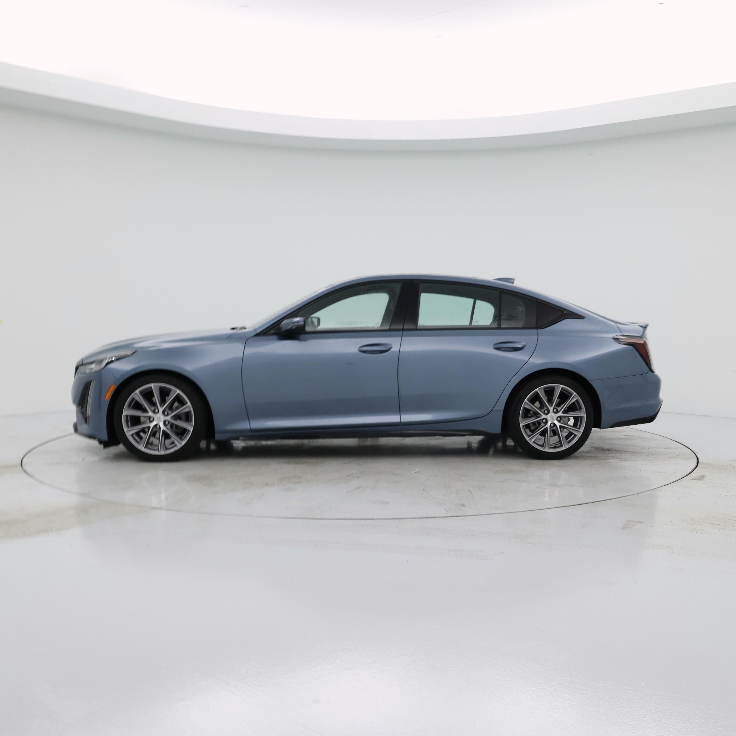 Thumbnail: 2023 Cadillac CT5 - 3