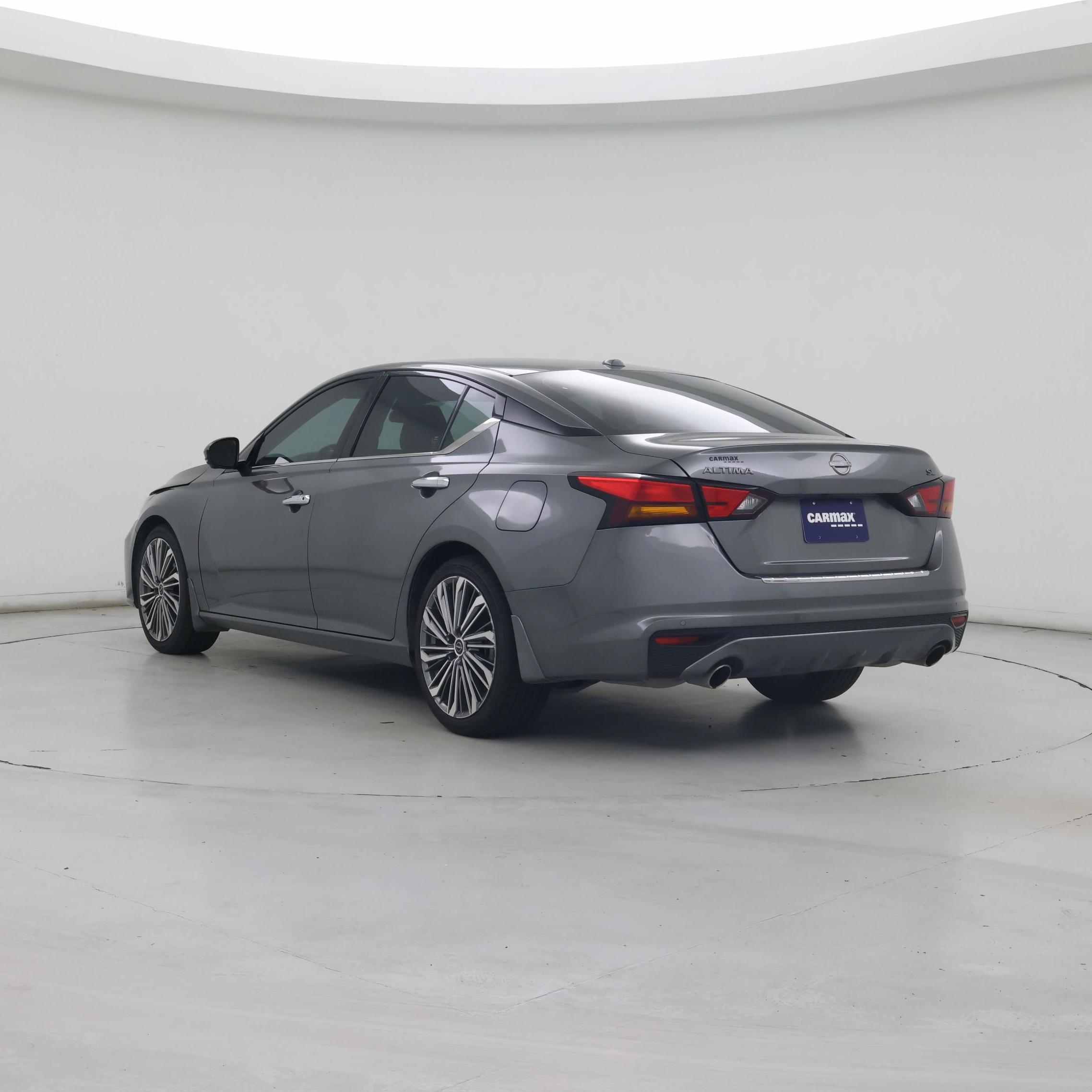 Thumbnail: 2023 Nissan Altima - 2