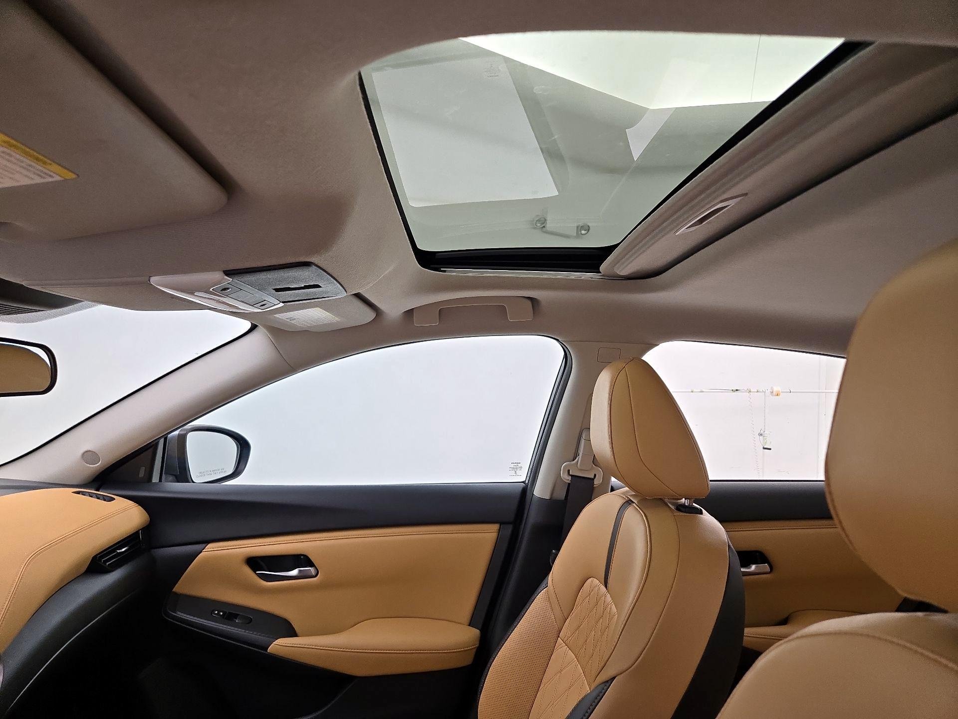 Thumbnail: 2023 Nissan Sentra - 19