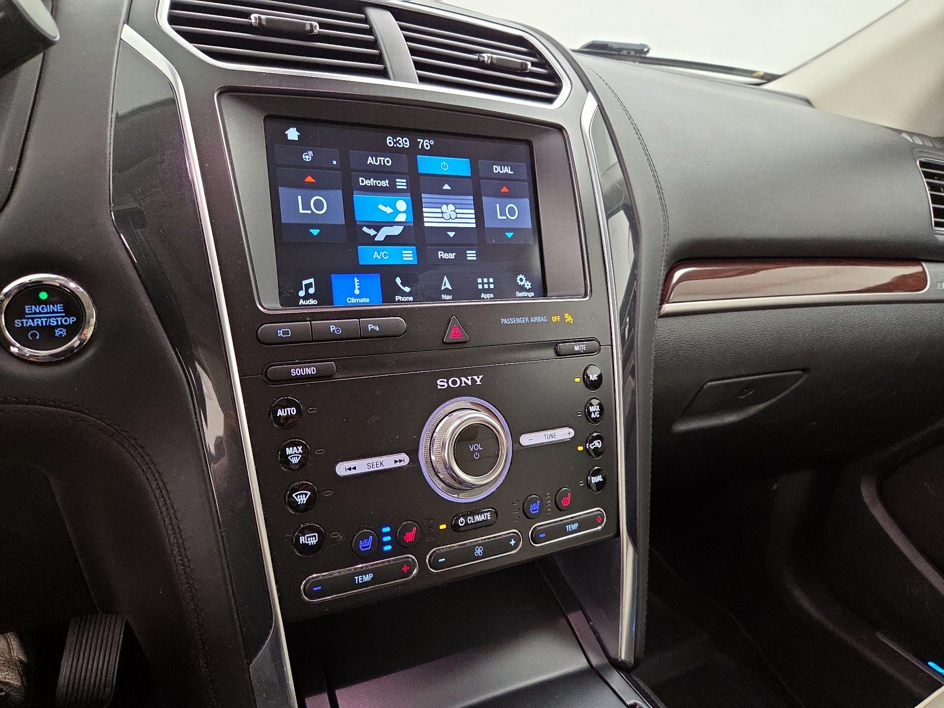 Thumbnail: 2019 Ford Explorer - 17