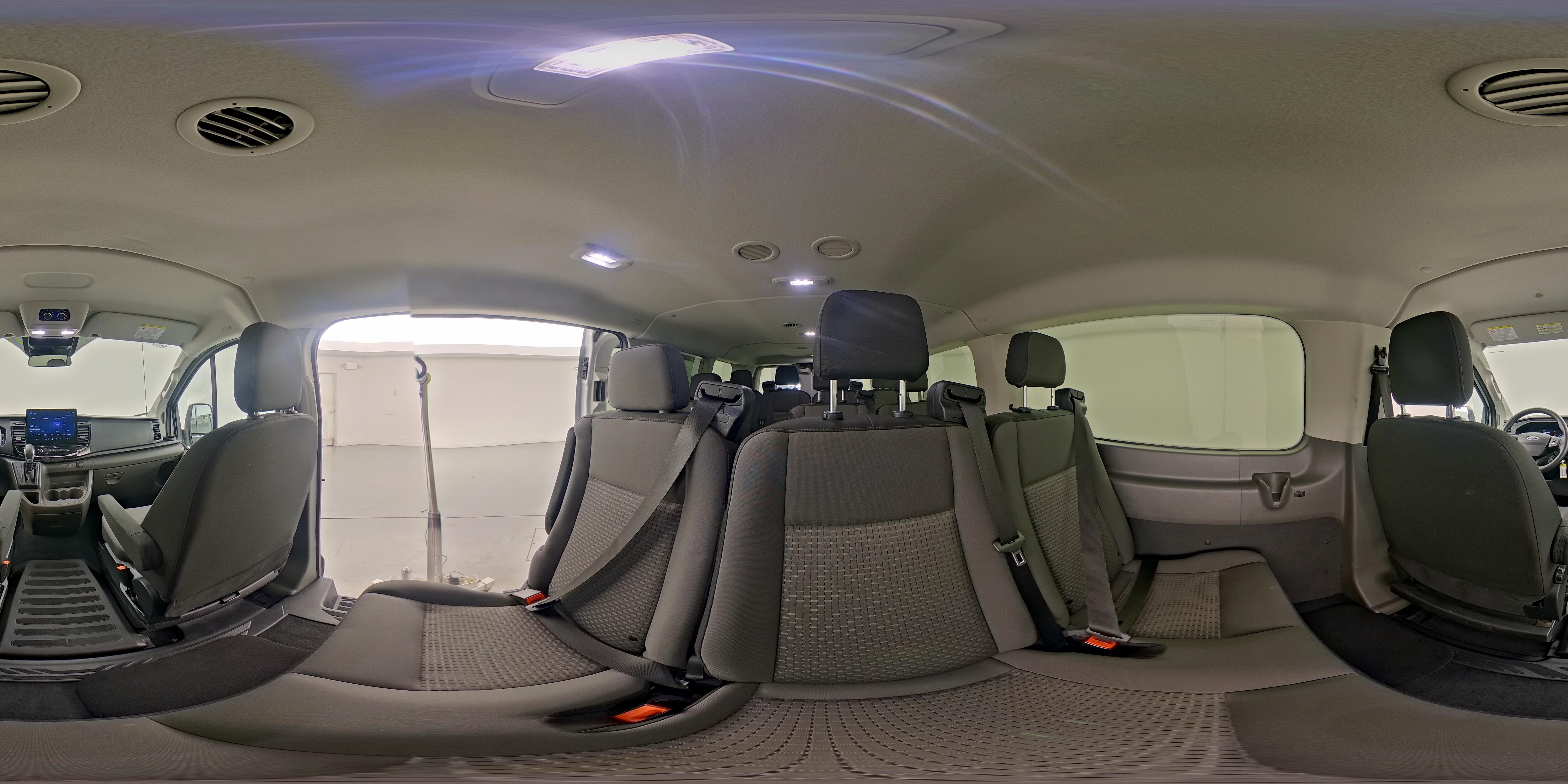 2025 Ford Transit Passenger Van XLT - Photo 27