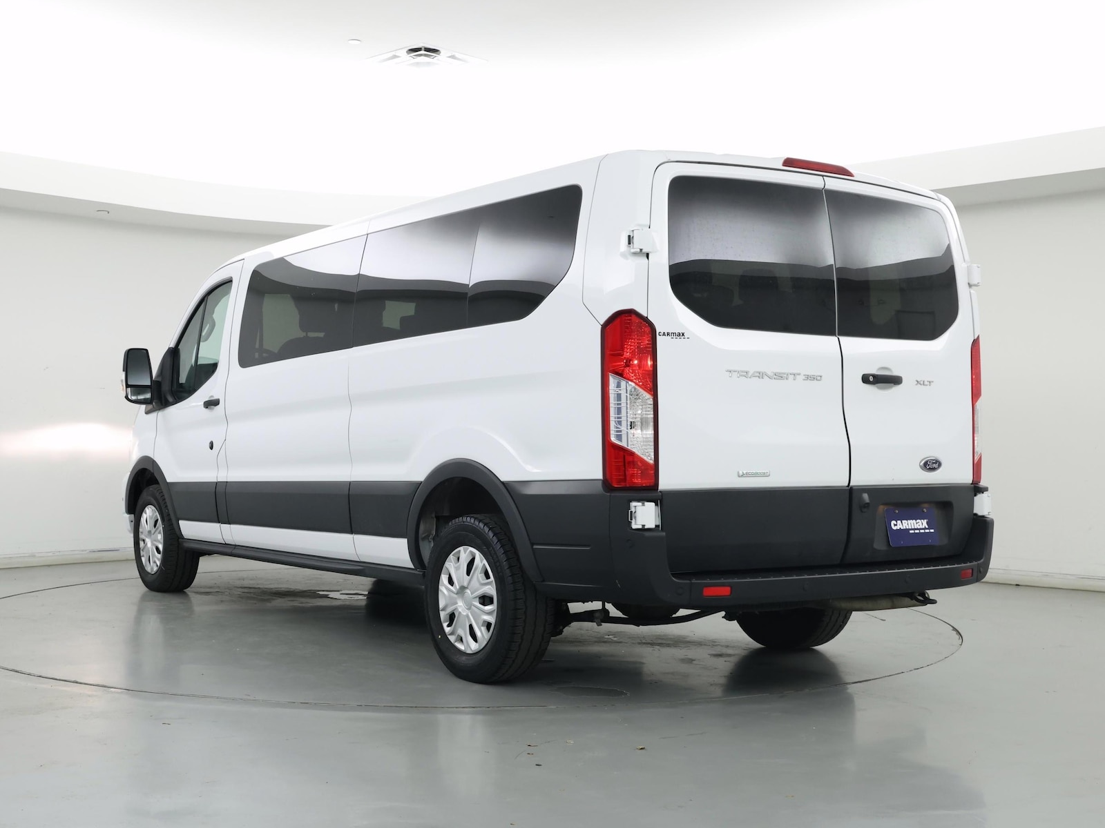 2025 Ford Transit Passenger Van XLT - Photo 3