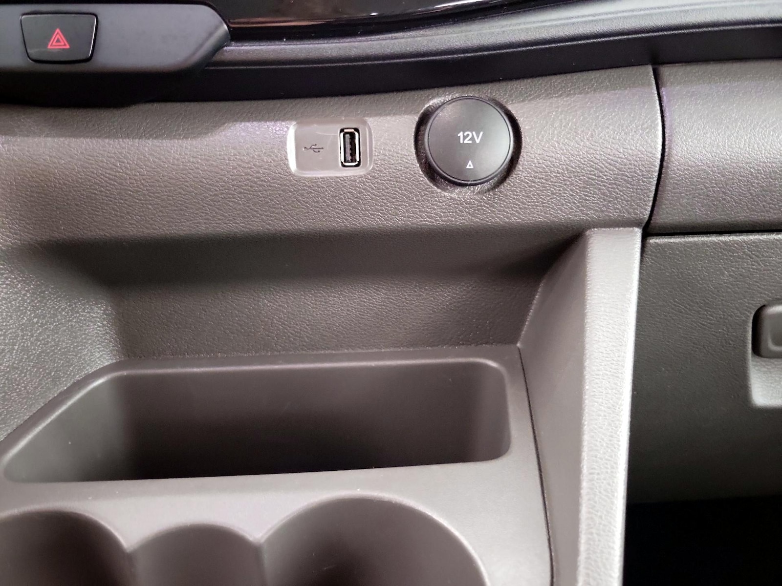 2025 Ford Transit Passenger Van XLT - Photo 20