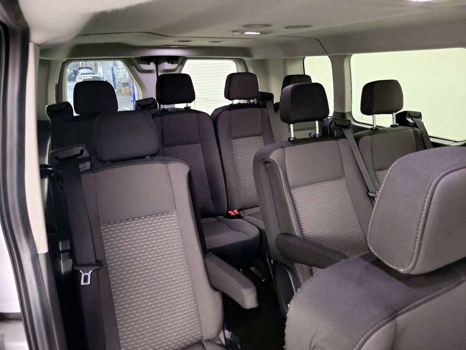 2025 Ford Transit Passenger Van XLT - Photo 22