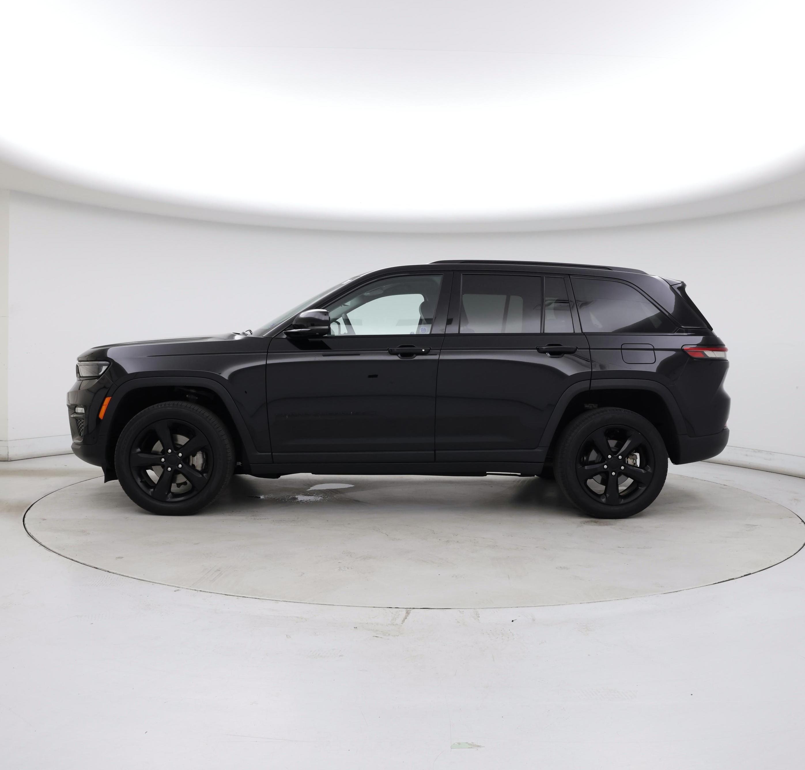 Thumbnail: 2023 Jeep Grand Cherokee - 3