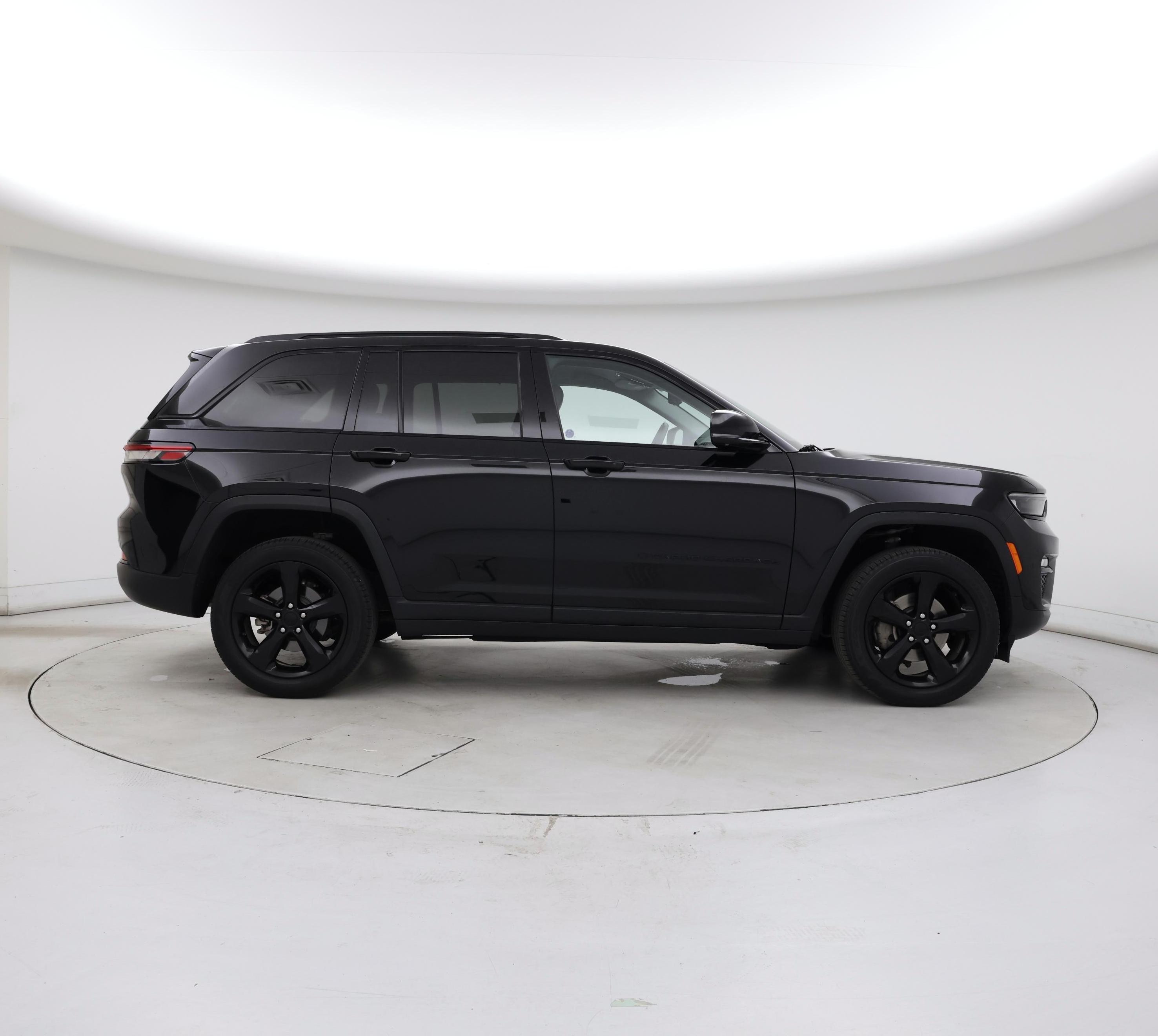 Thumbnail: 2023 Jeep Grand Cherokee - 7