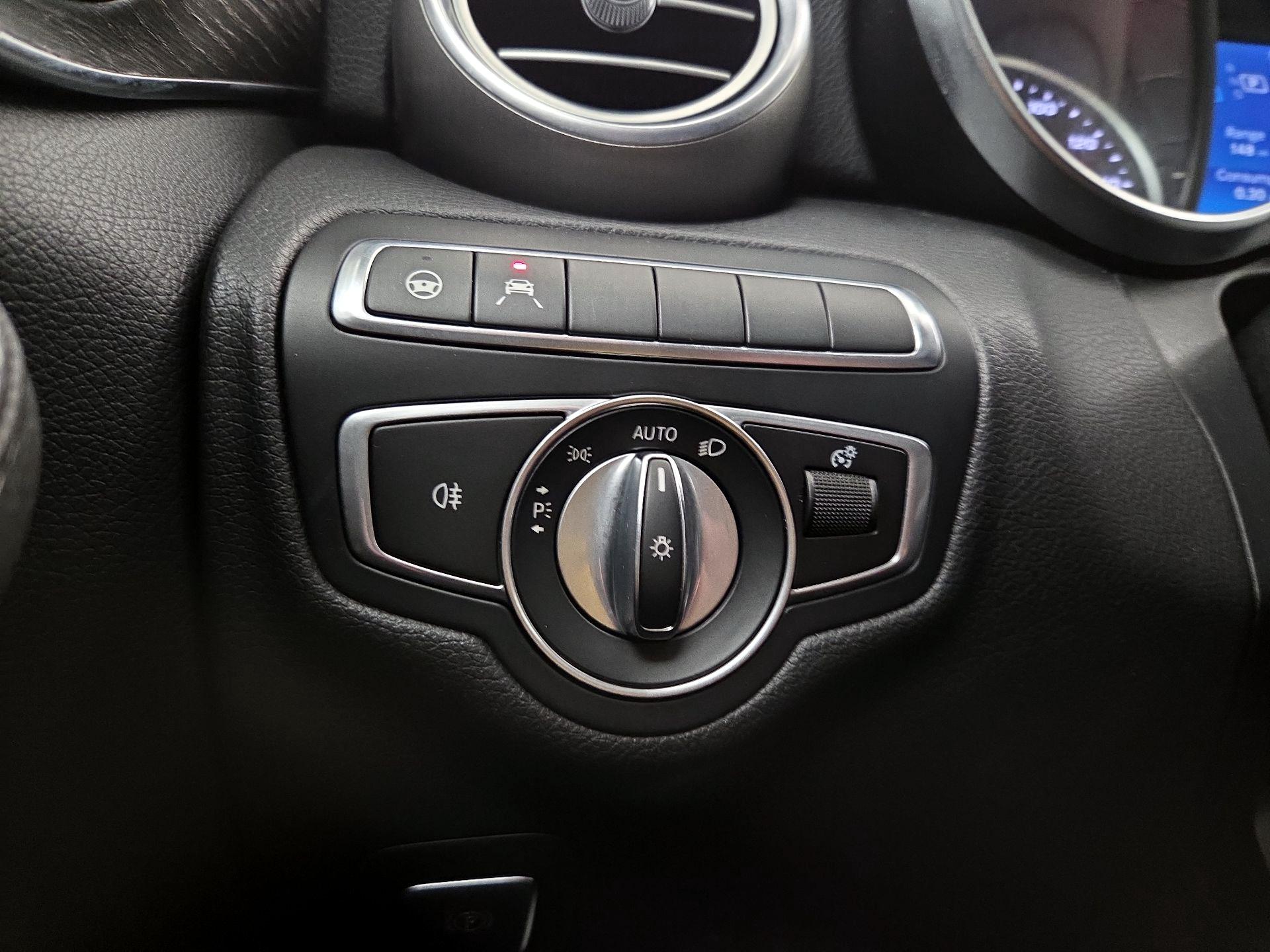 Thumbnail: 2019 Mercedes-Benz C-Class - 13