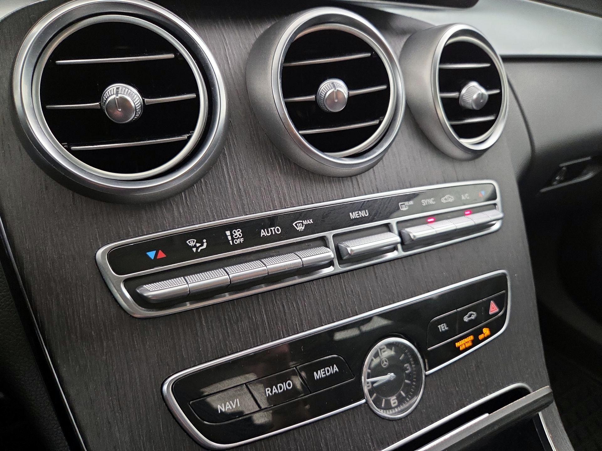 Thumbnail: 2019 Mercedes-Benz C-Class - 17