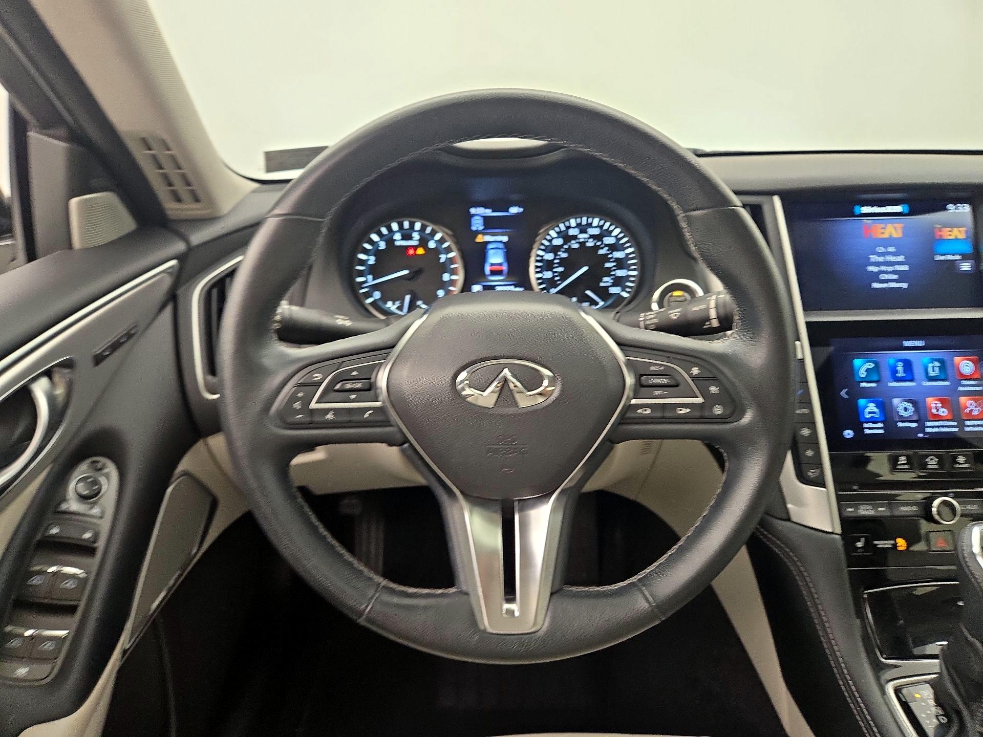 Thumbnail: 2022 INFINITI Q50 - 10