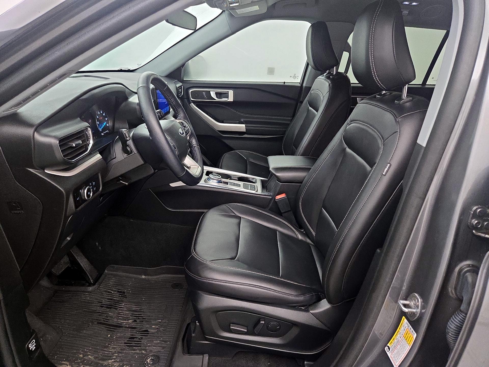 Thumbnail: 2023 Ford Explorer - 11
