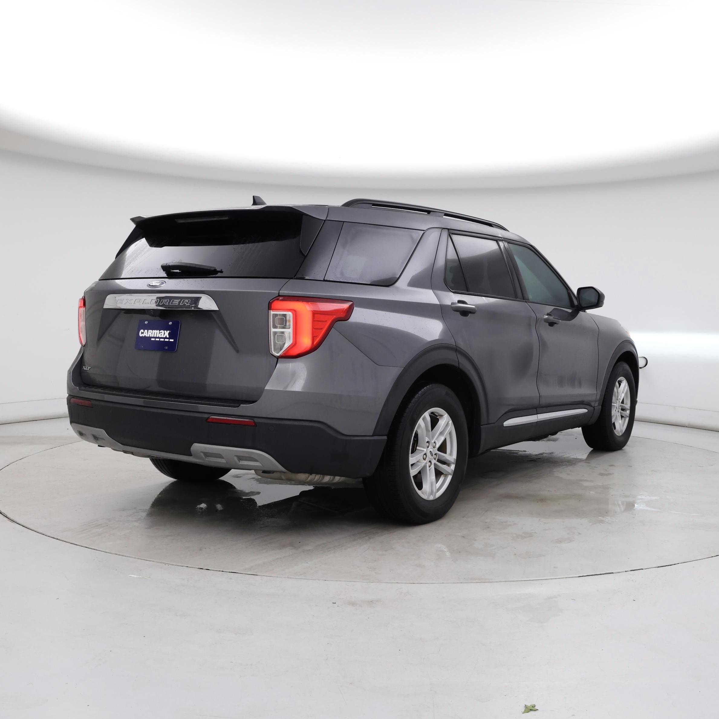 Thumbnail: 2023 Ford Explorer - 8