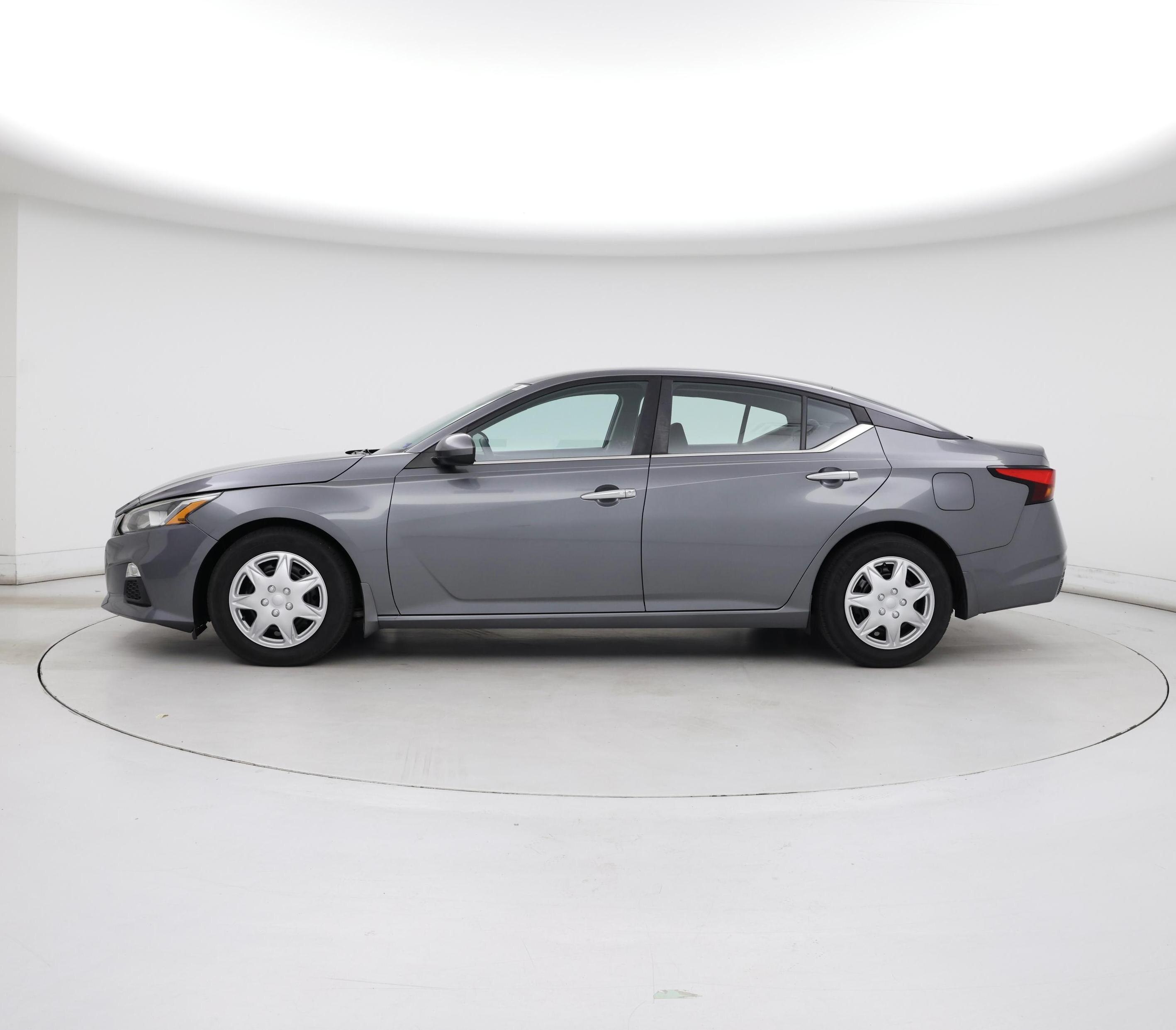 Thumbnail: 2021 Nissan Altima - 3