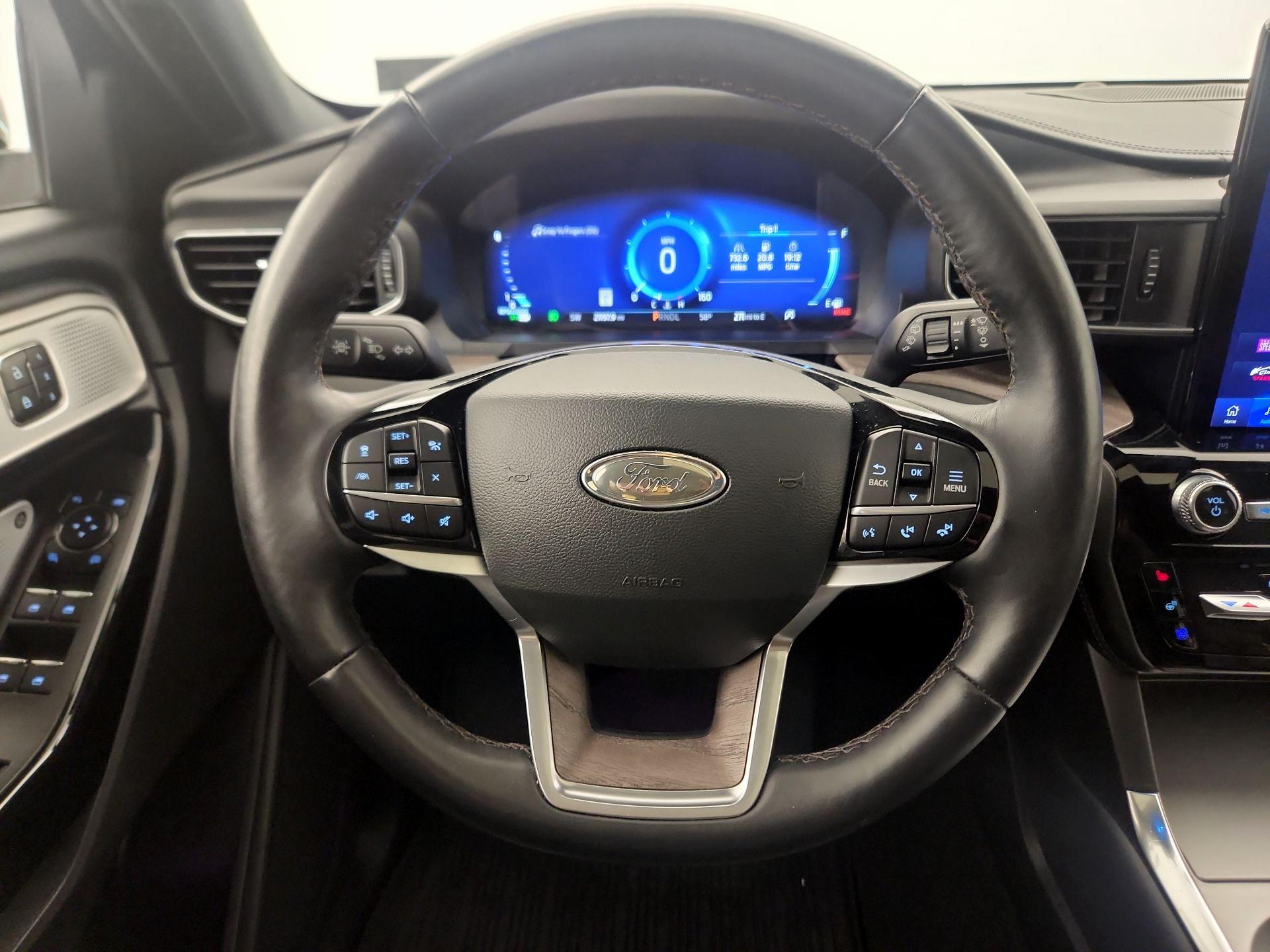 Thumbnail: 2022 Ford Explorer - 10