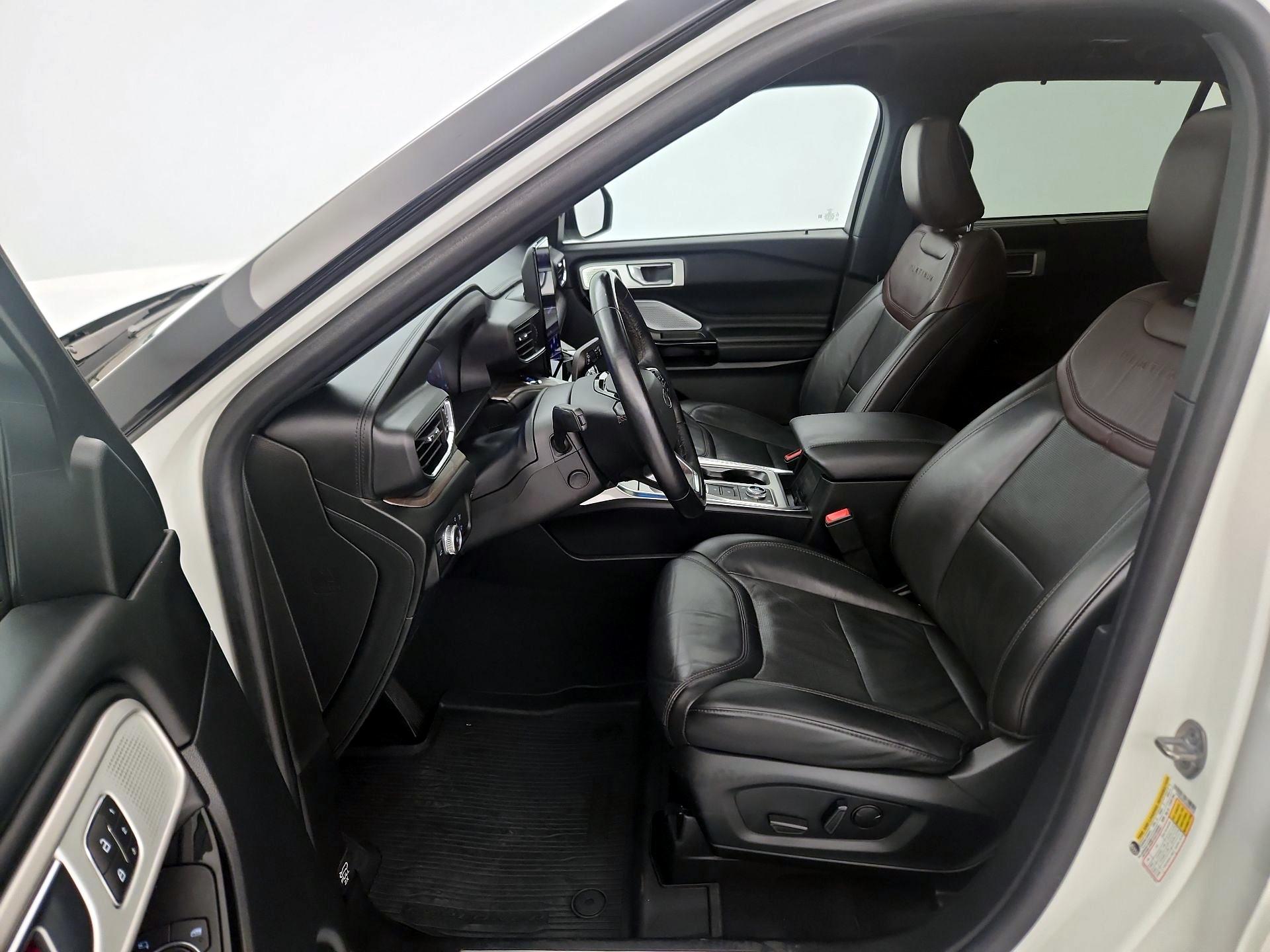 Thumbnail: 2022 Ford Explorer - 11