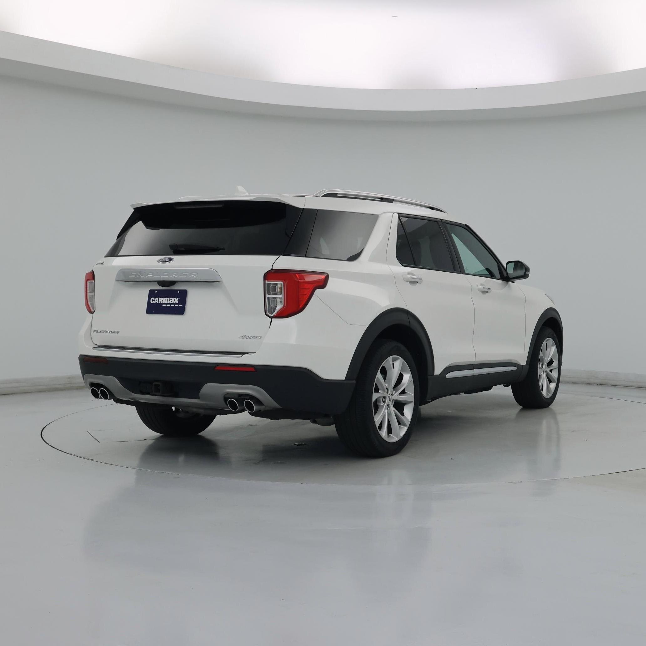 Thumbnail: 2022 Ford Explorer - 8