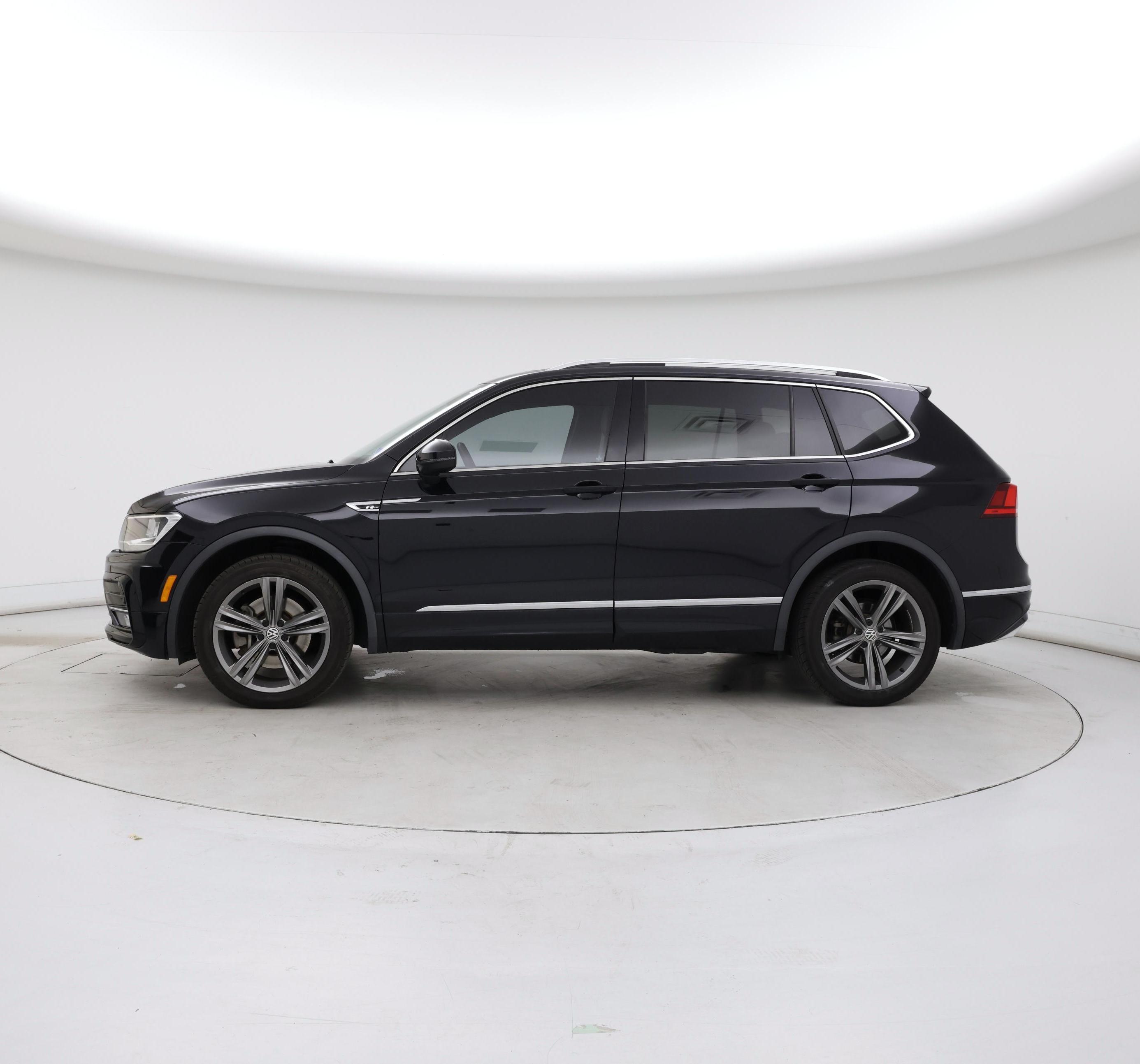 Thumbnail: 2019 Volkswagen Tiguan - 3