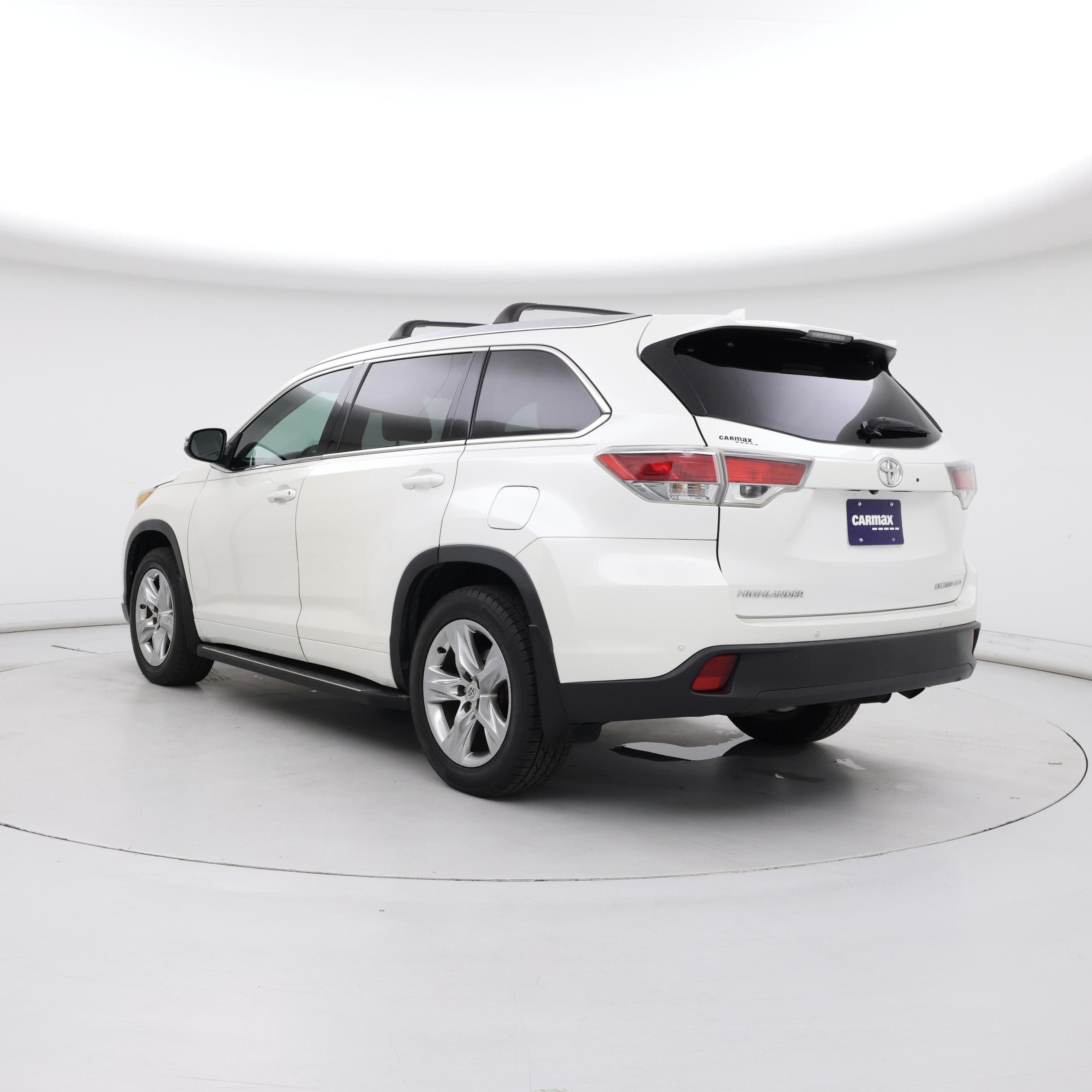 Thumbnail: 2015 Toyota Highlander - 2