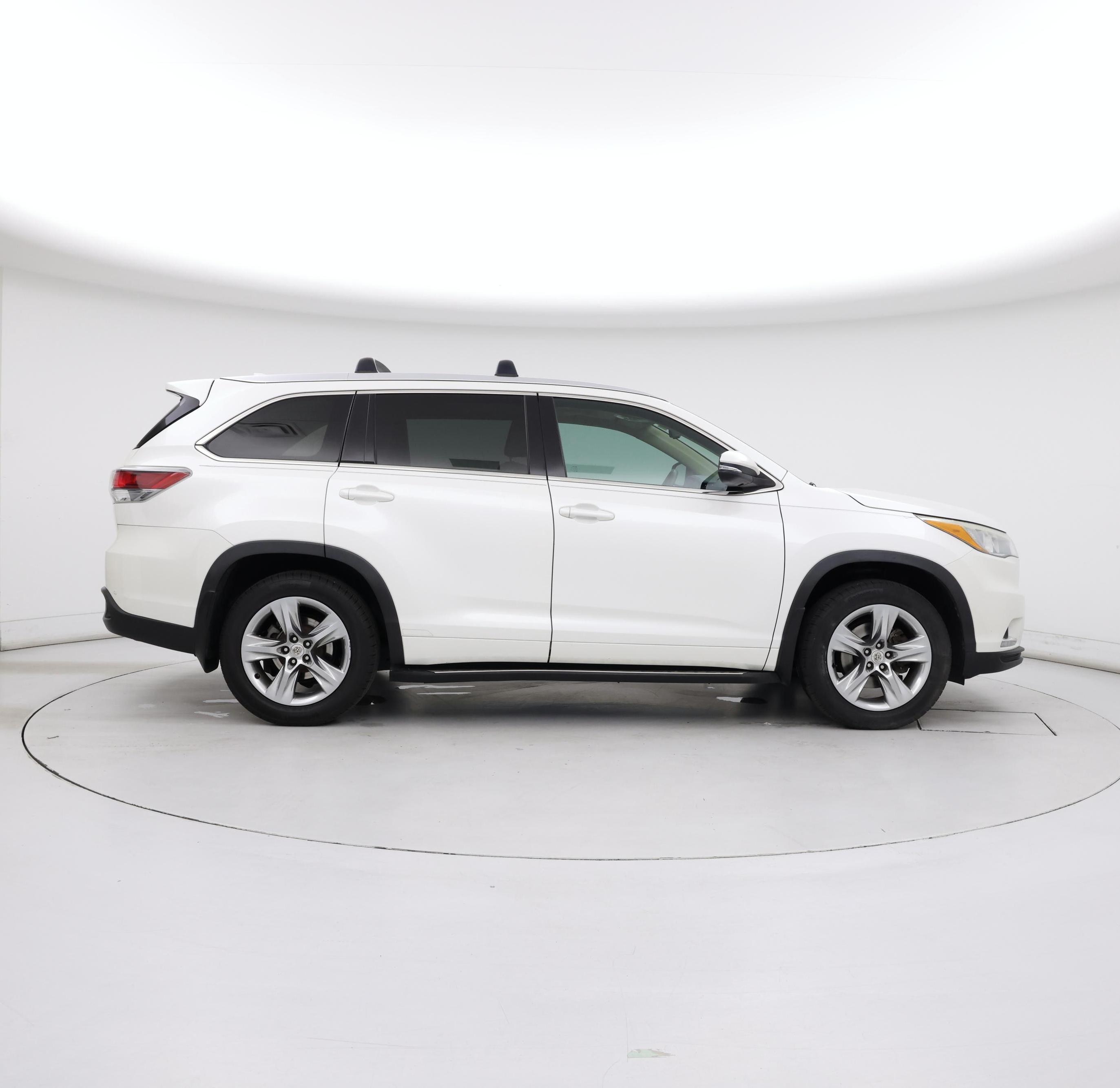 Thumbnail: 2015 Toyota Highlander - 7