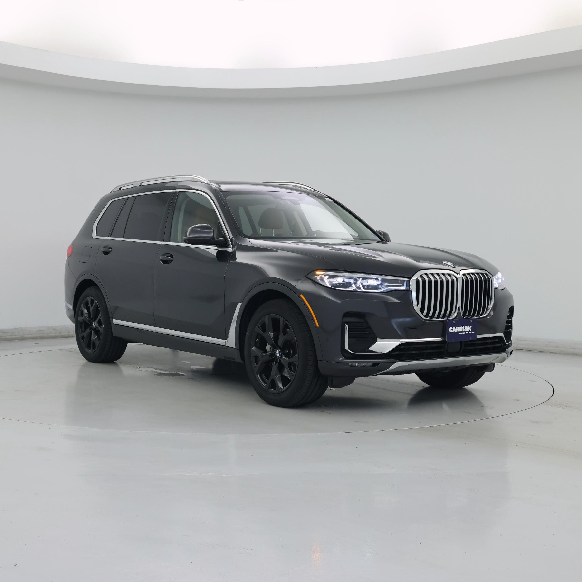 Gray 2022 BMW X7 xDrive40i AWD SUV / Crossover All-Wheel Drive Automatic