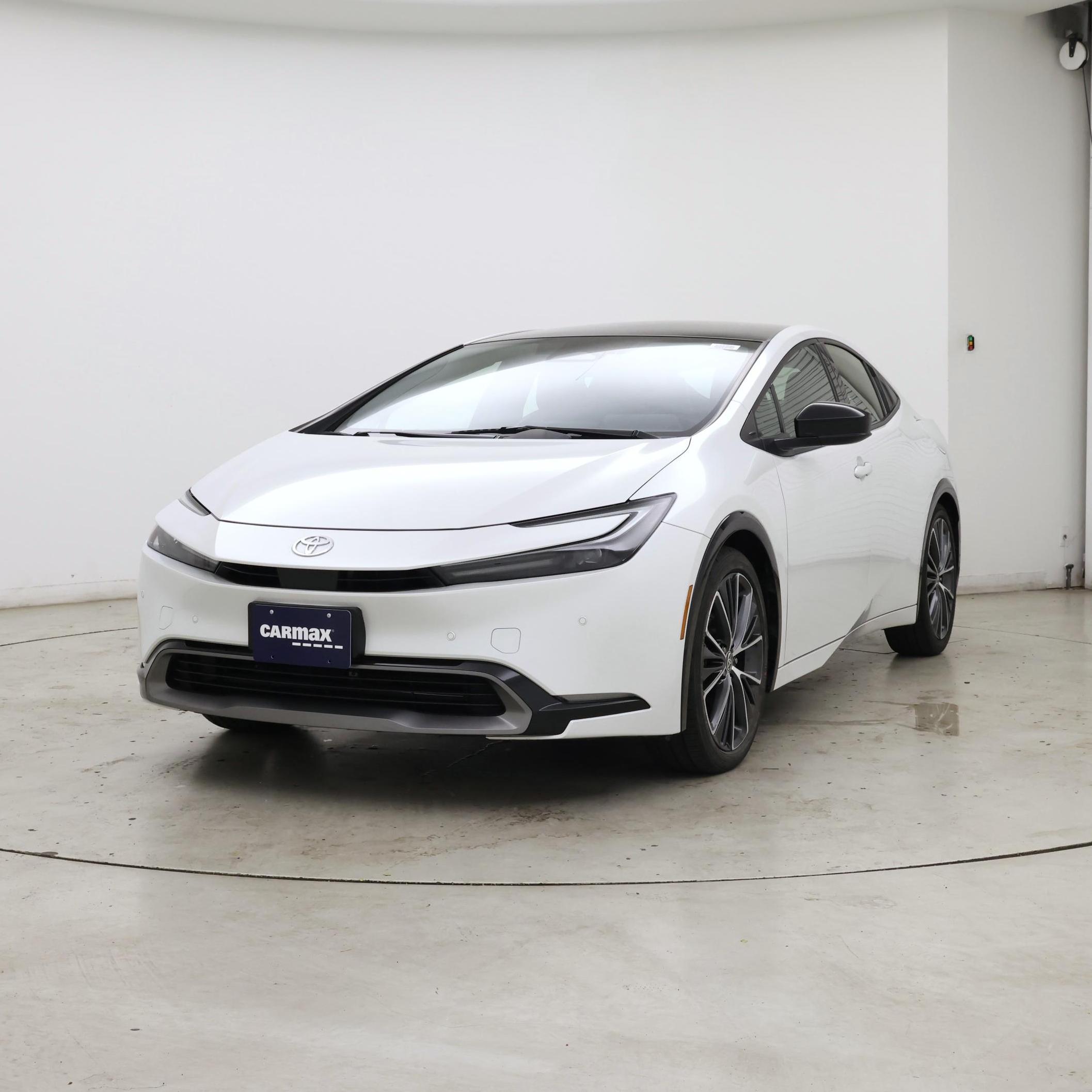 Thumbnail: 2024 Toyota Prius - 4