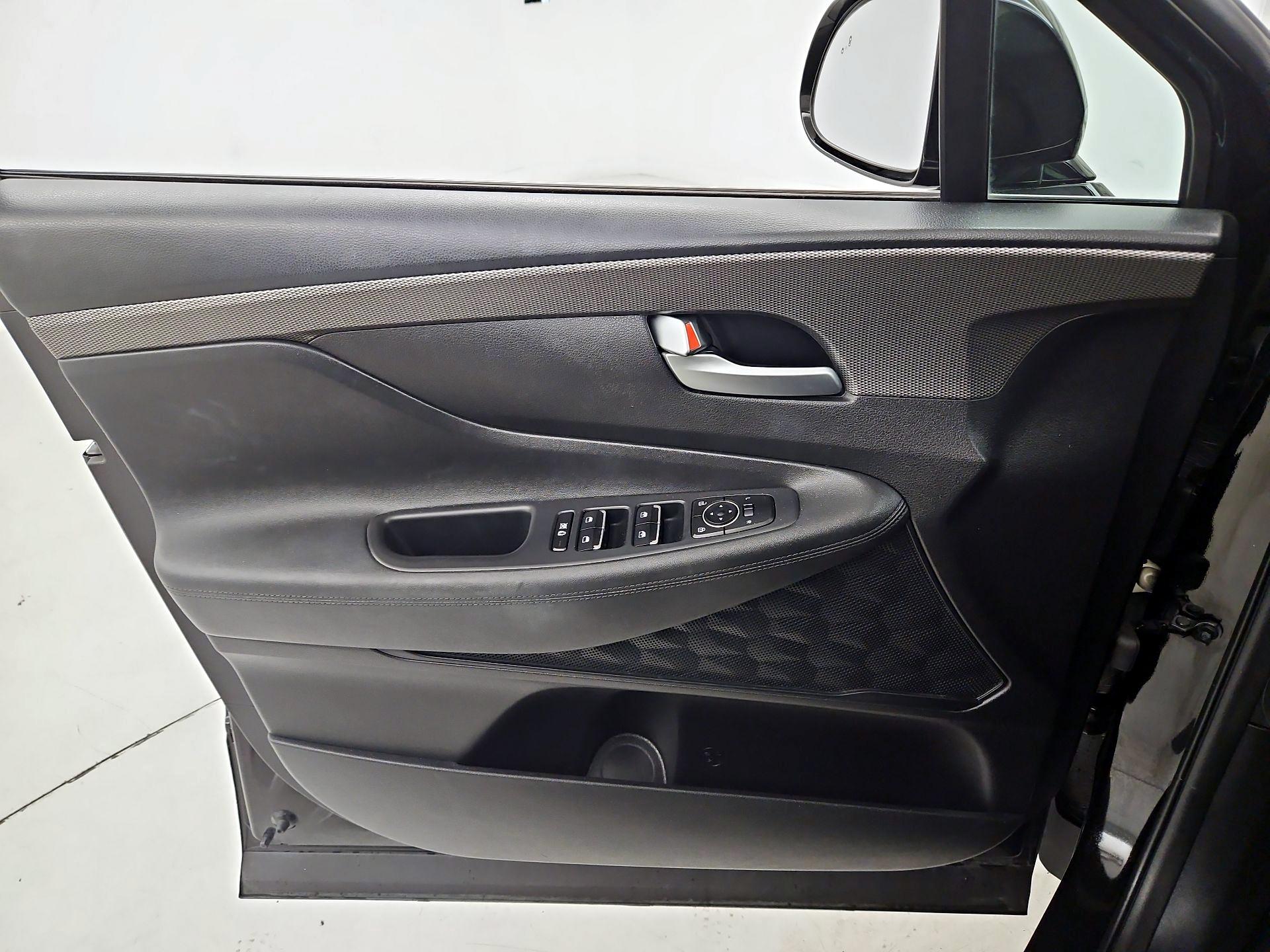 Thumbnail: 2020 Hyundai Santa Fe - 12