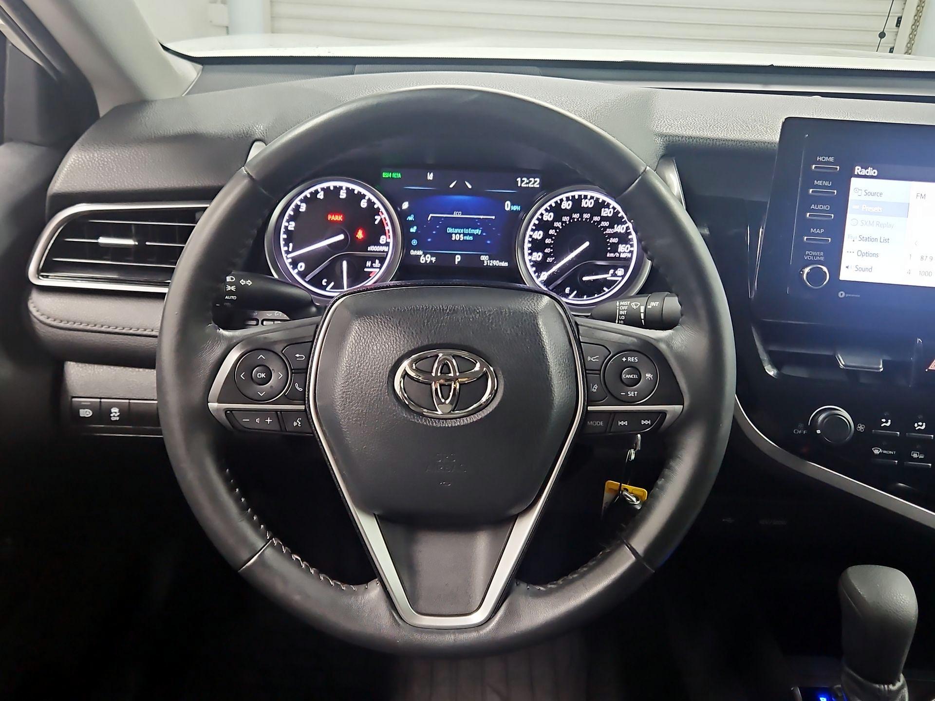 Thumbnail: 2021 Toyota Camry - 10