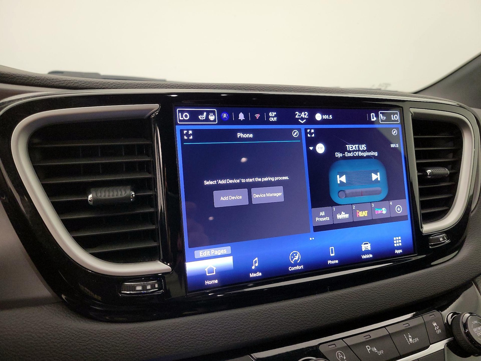 2025 Chrysler Pacifica Select - Photo 16