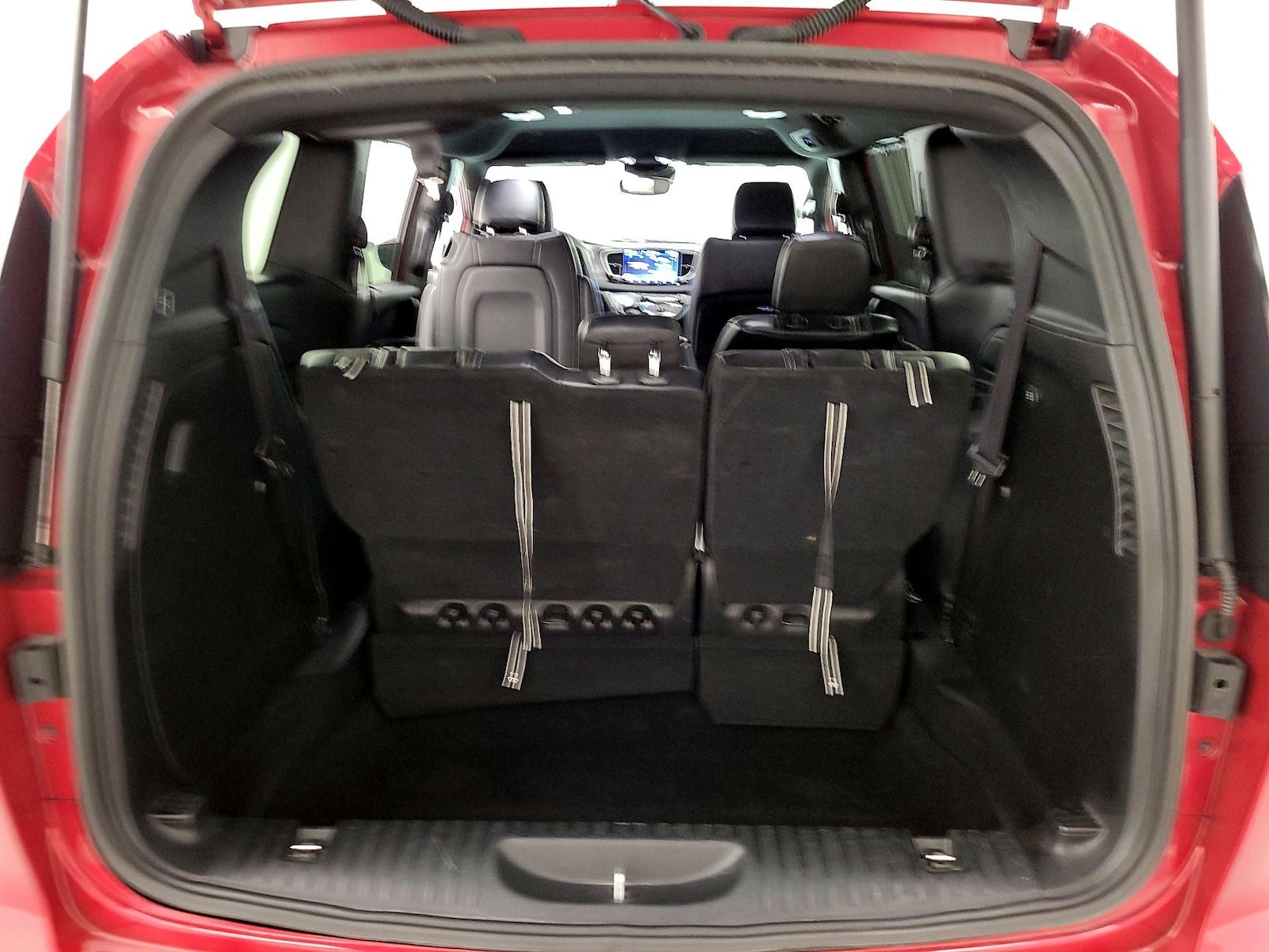 2025 Chrysler Pacifica Select - Photo 22