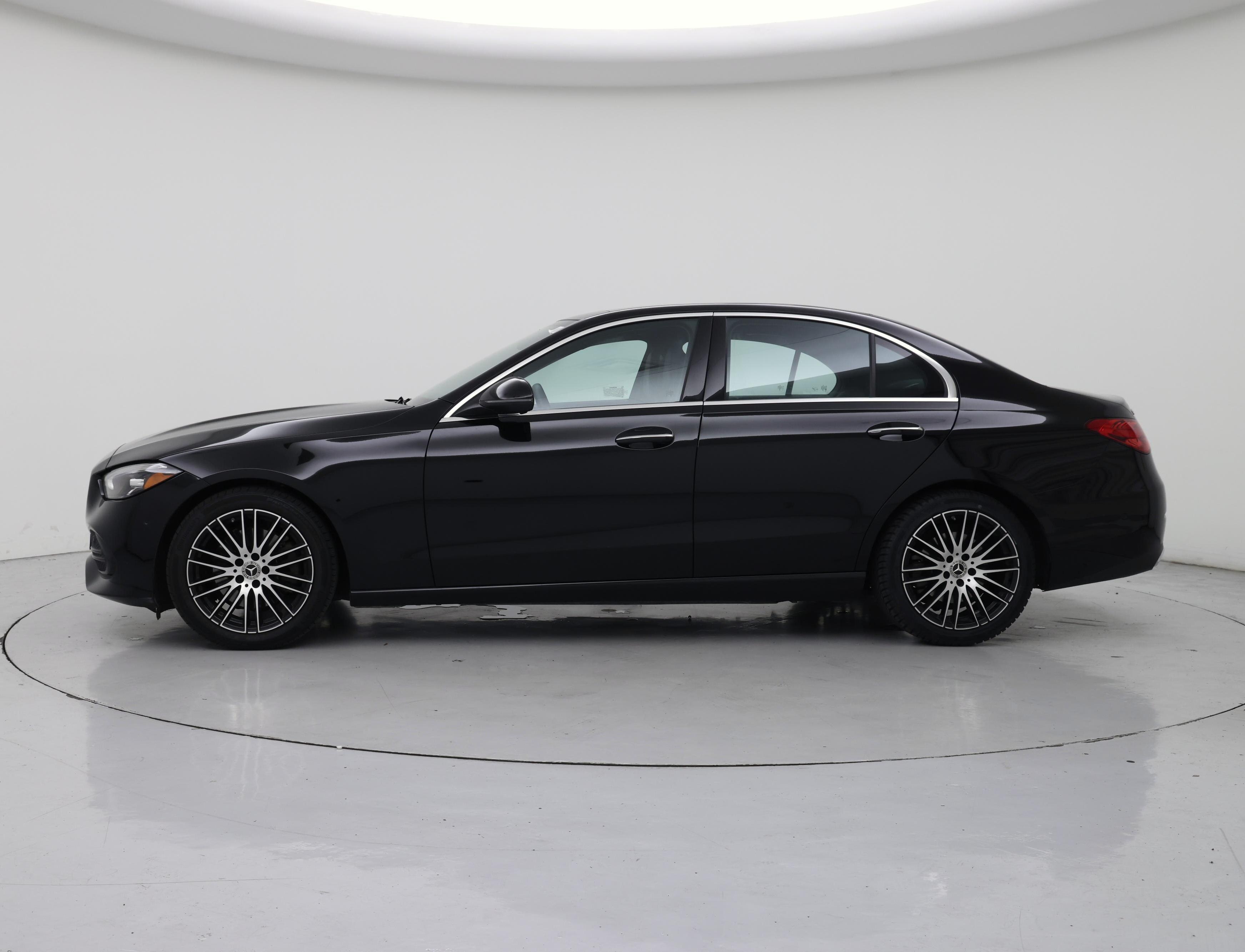 Thumbnail: 2025 Mercedes-Benz C-Class - 3