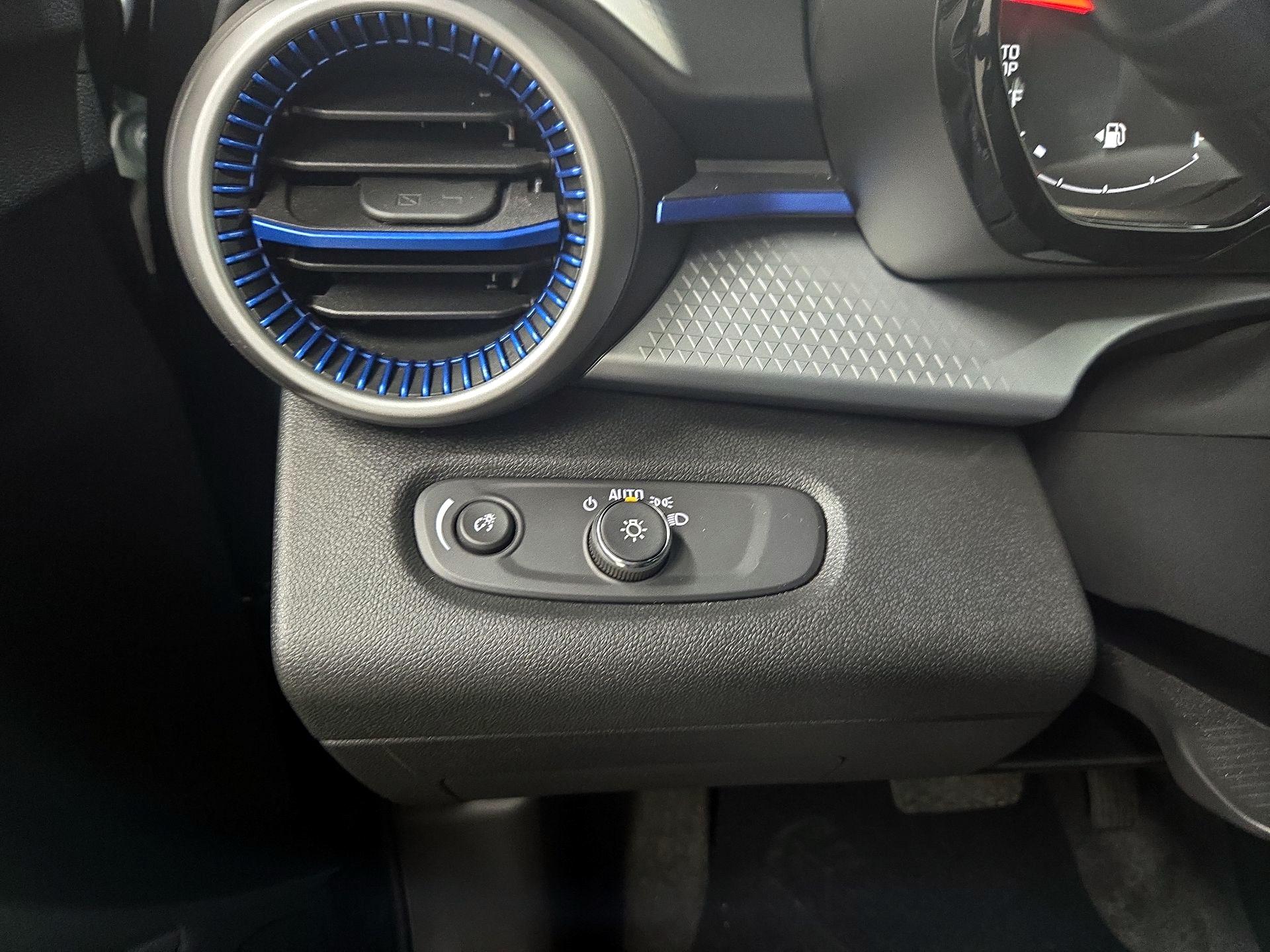 Thumbnail: 2025 Chevrolet Trax - 13