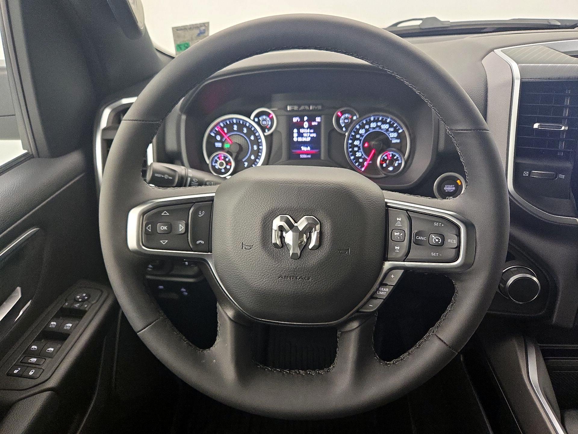 Thumbnail: 2025 RAM 1500 - 10