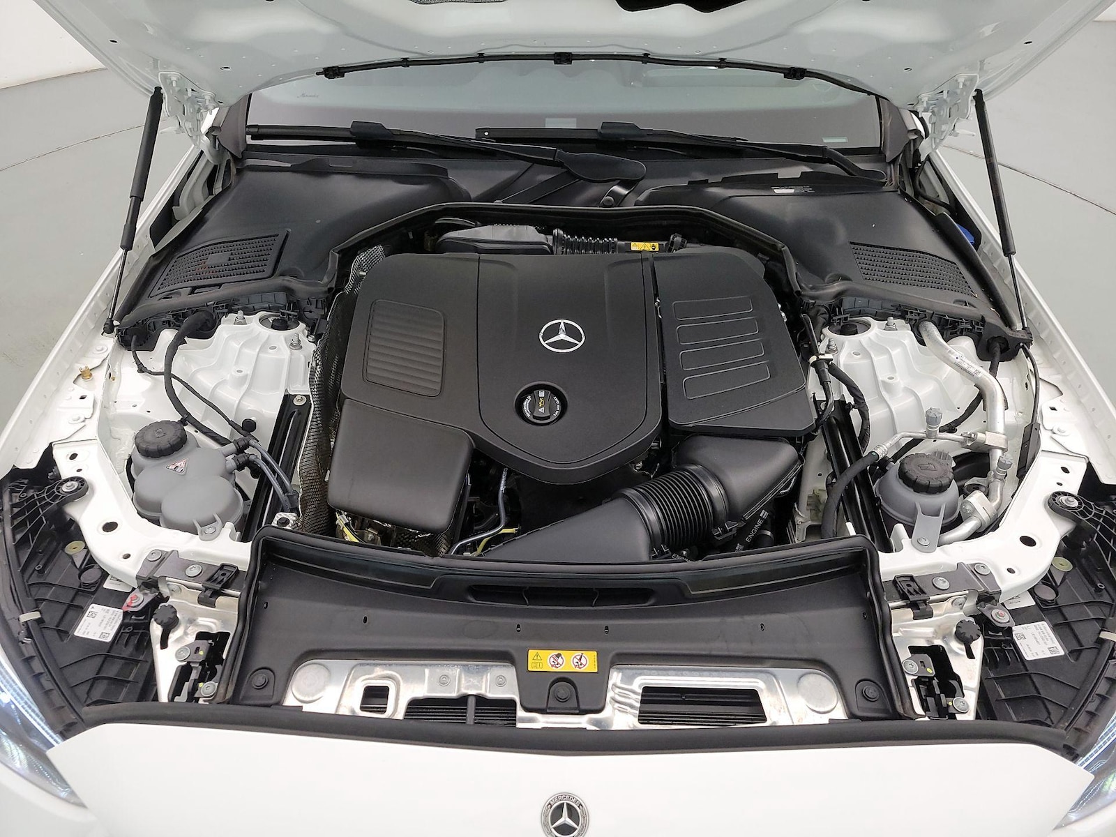 2025 Mercedes-Benz C-Class Sedan C 300 - Photo 23