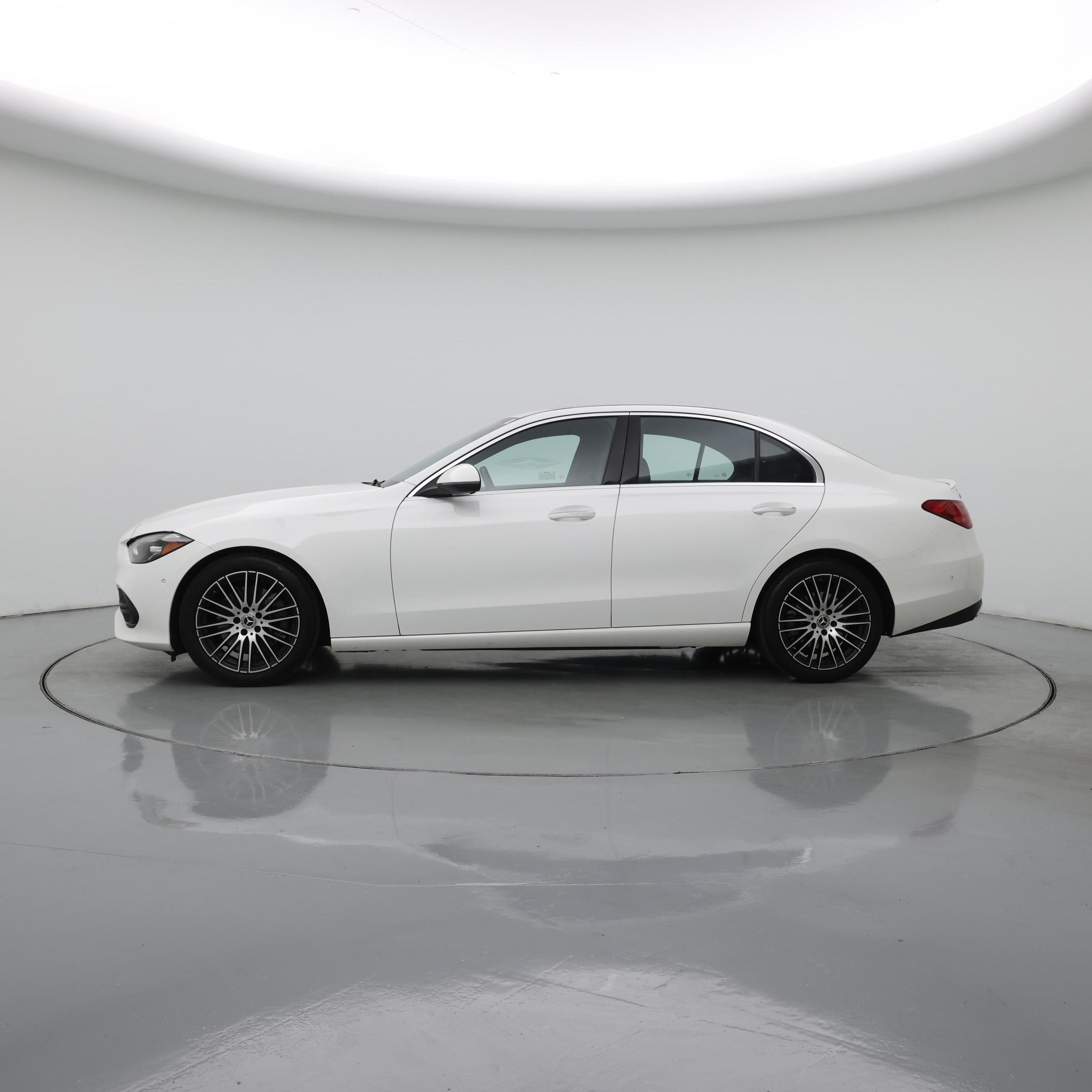 Thumbnail: 2025 Mercedes-Benz C-Class - 3