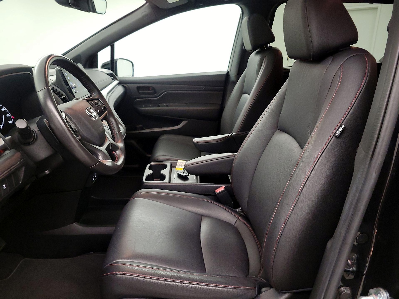 2025 Honda Odyssey Sport L - Photo 12