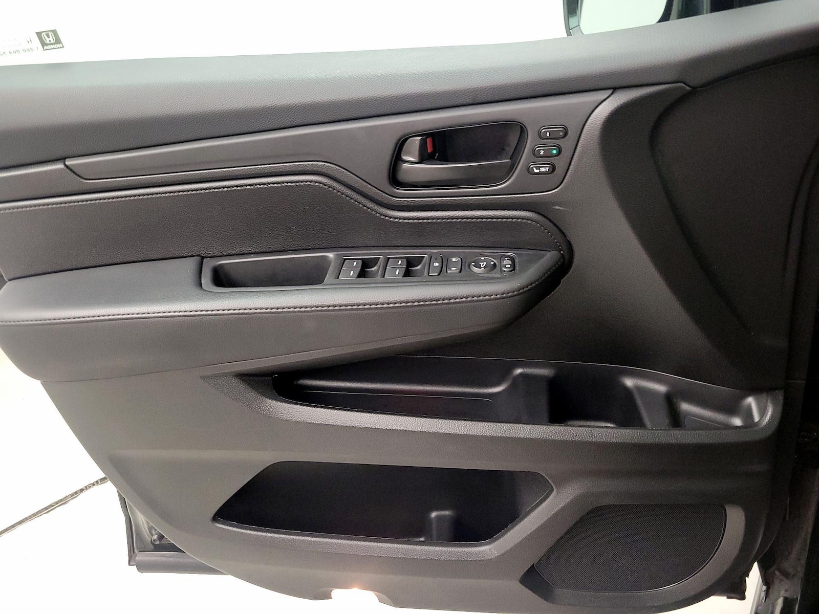 2025 Honda Odyssey Sport L - Photo 13