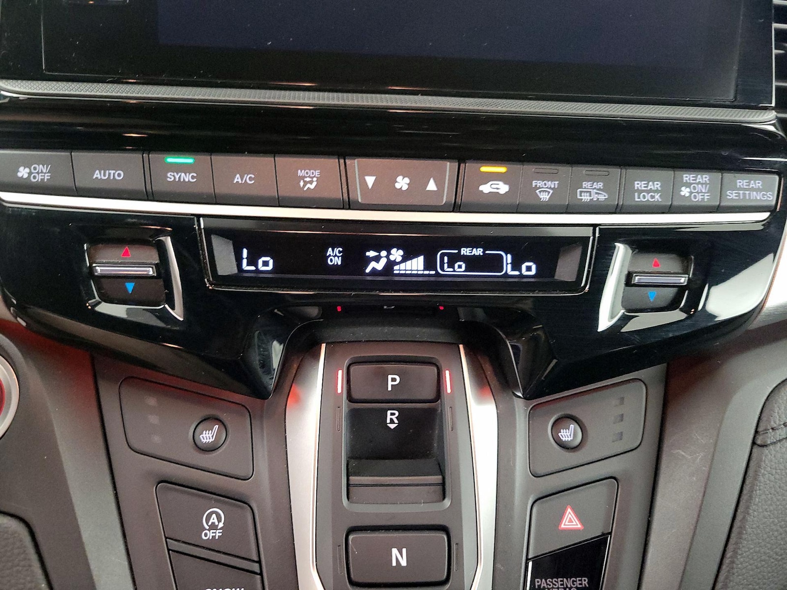 2025 Honda Odyssey Sport L - Photo 17