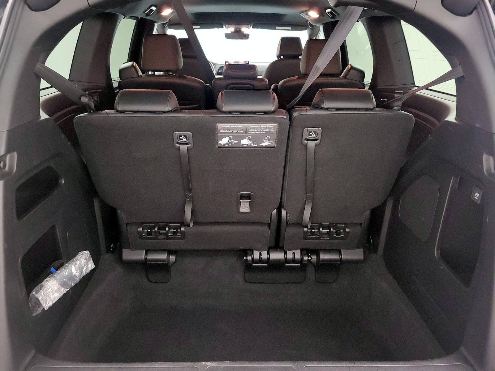 2025 Honda Odyssey Sport L - Photo 23