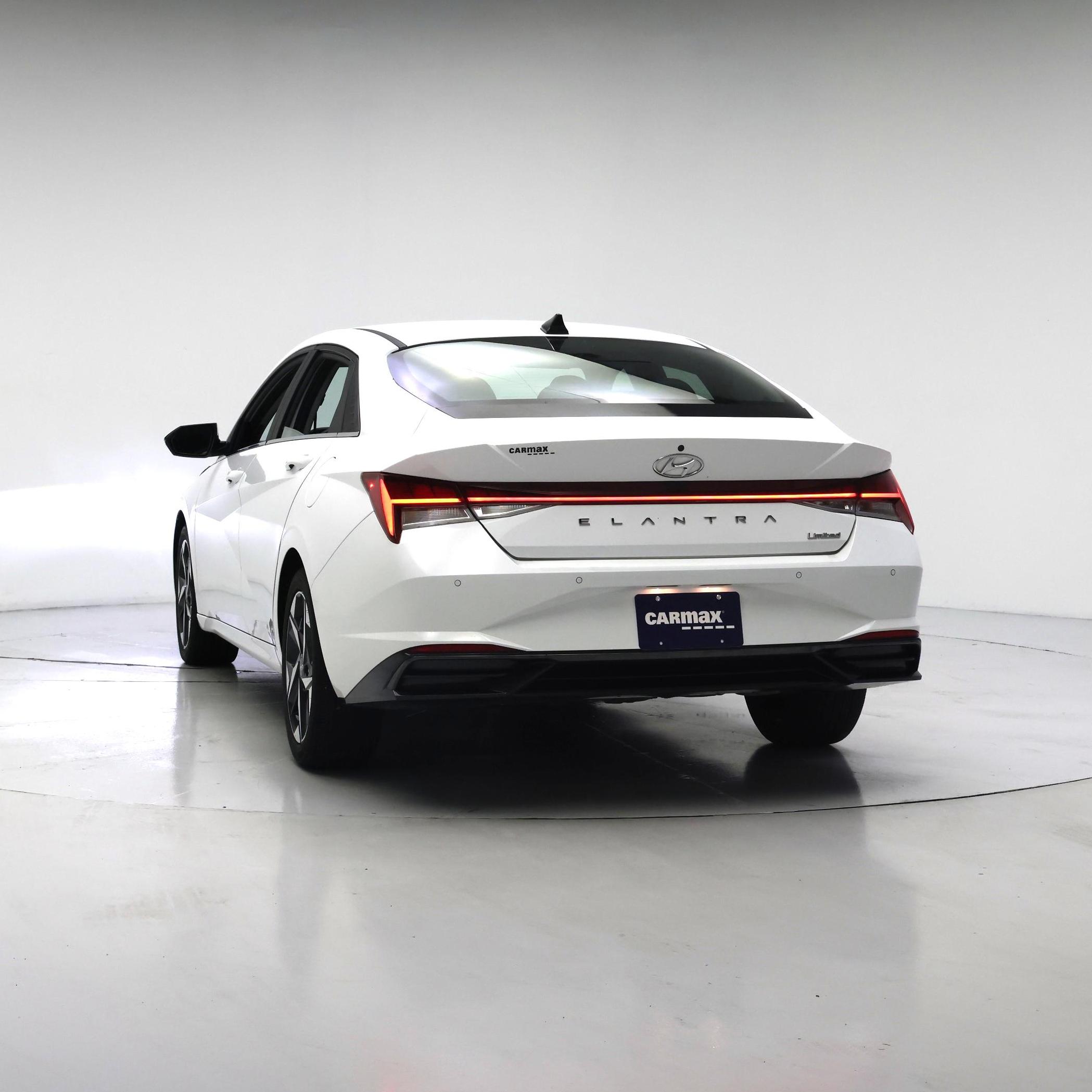 Thumbnail: 2023 Hyundai Elantra - 6