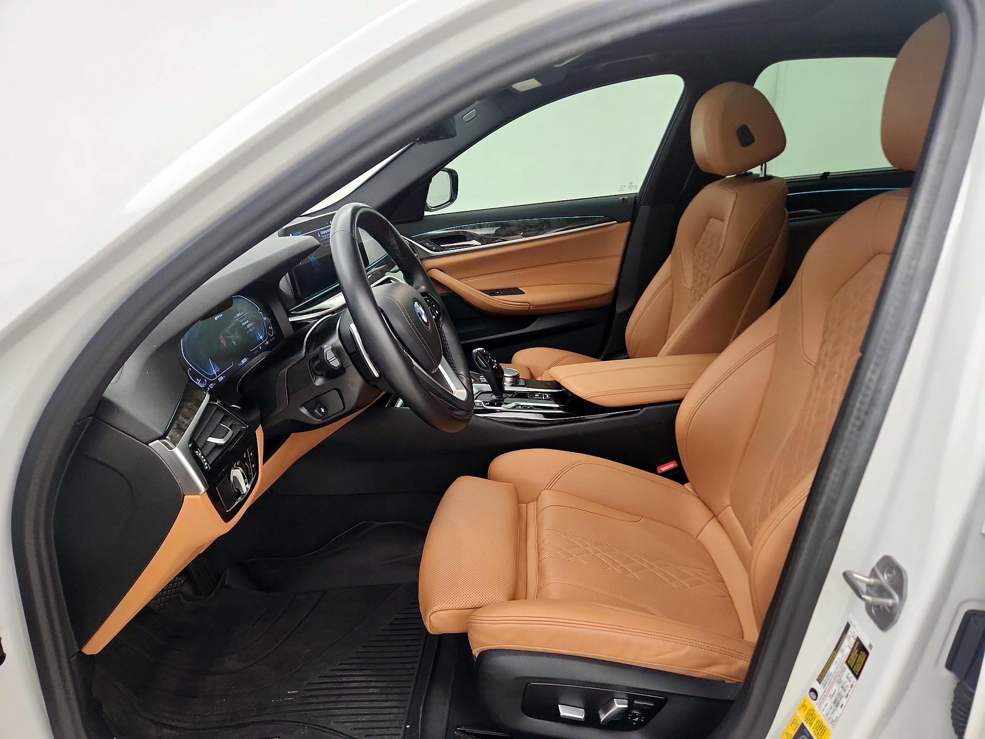Thumbnail: 2023 BMW 5 Series - 11