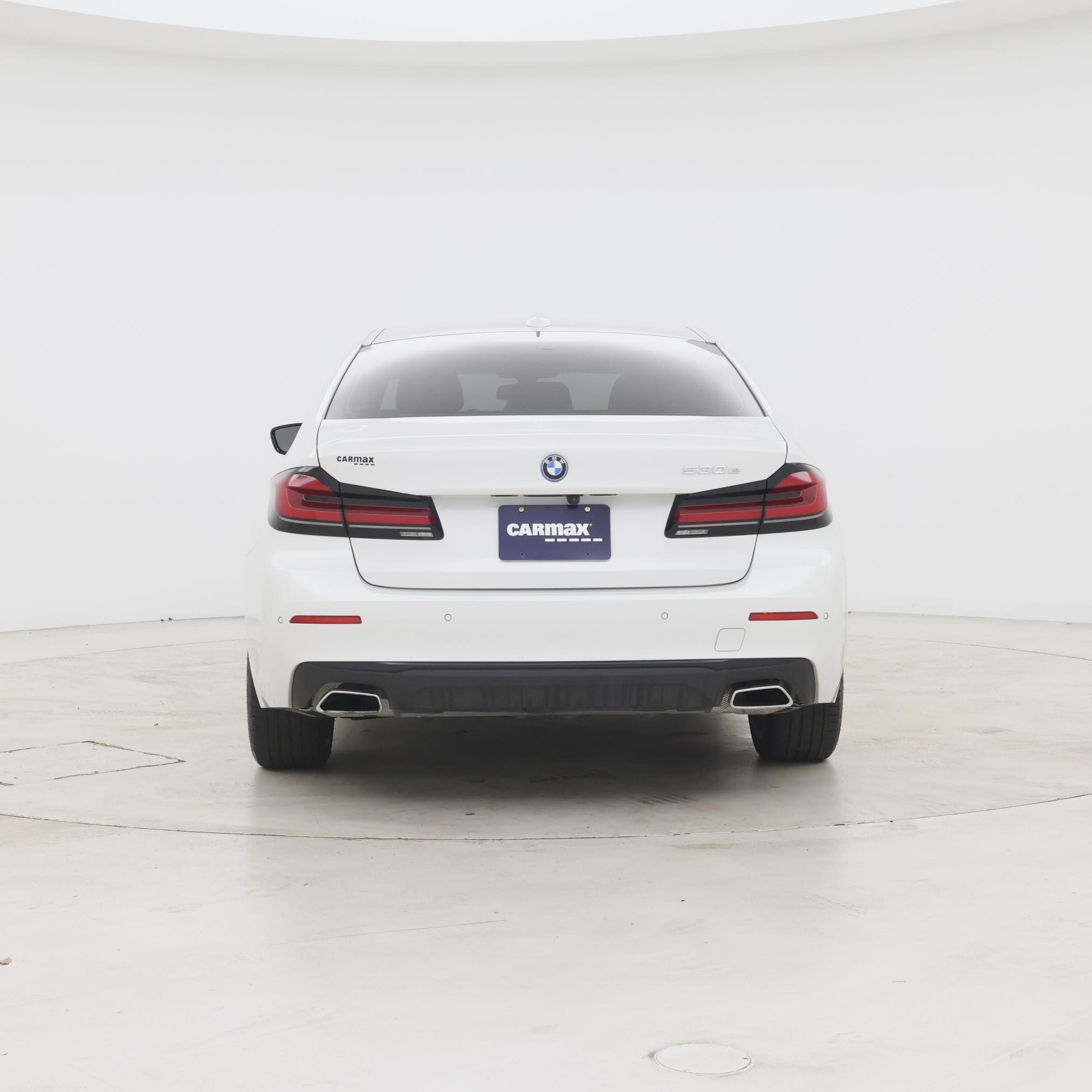 Thumbnail: 2023 BMW 5 Series - 6