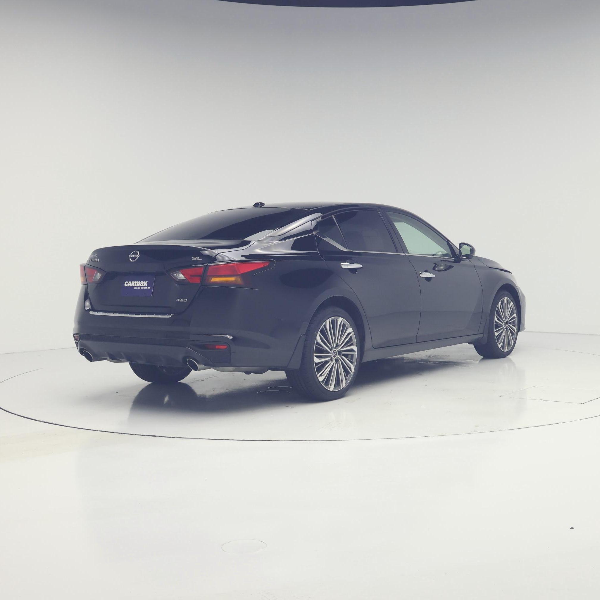 Thumbnail: 2023 Nissan Altima - 8