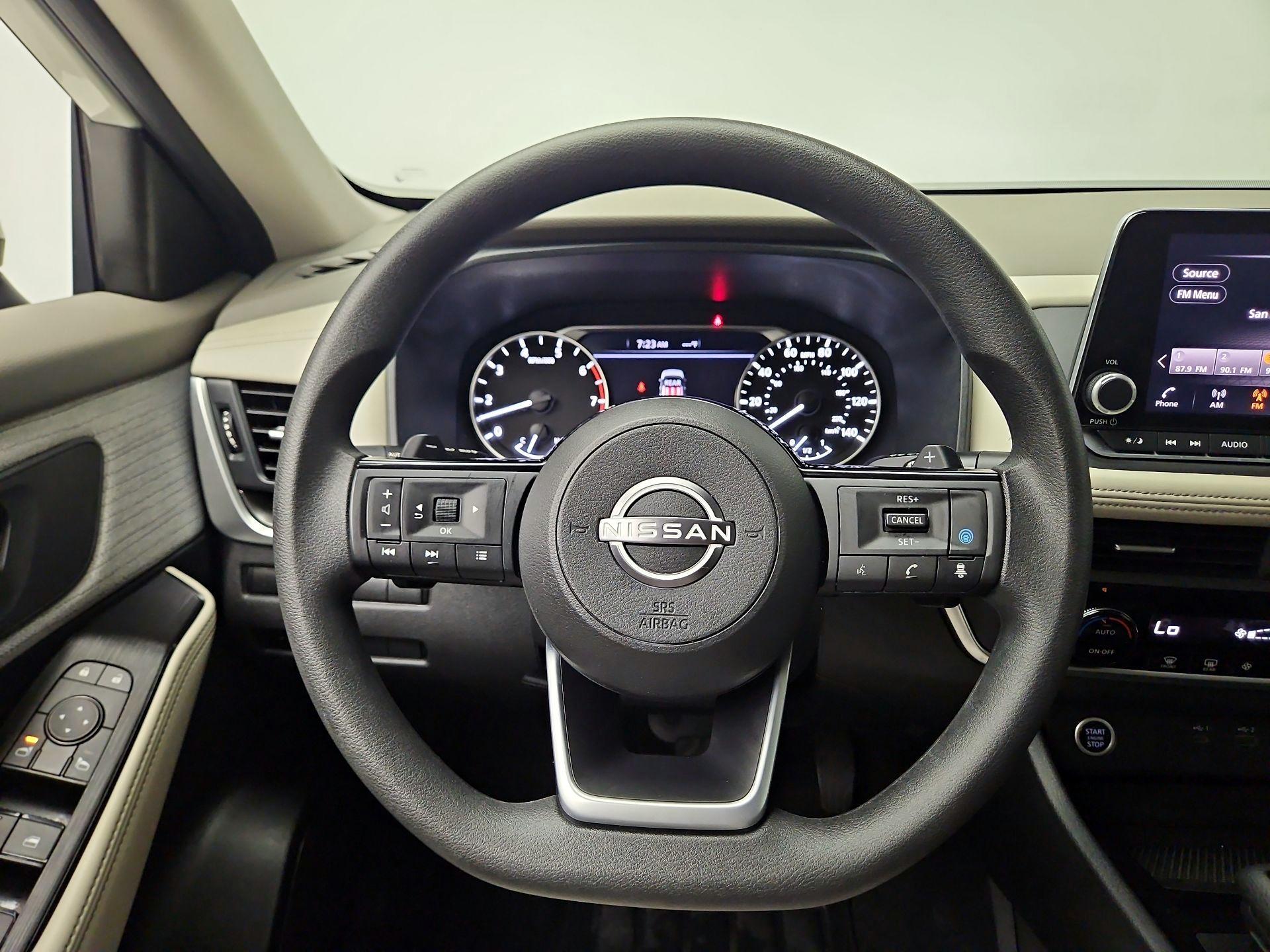 Thumbnail: 2023 Nissan Rogue - 10