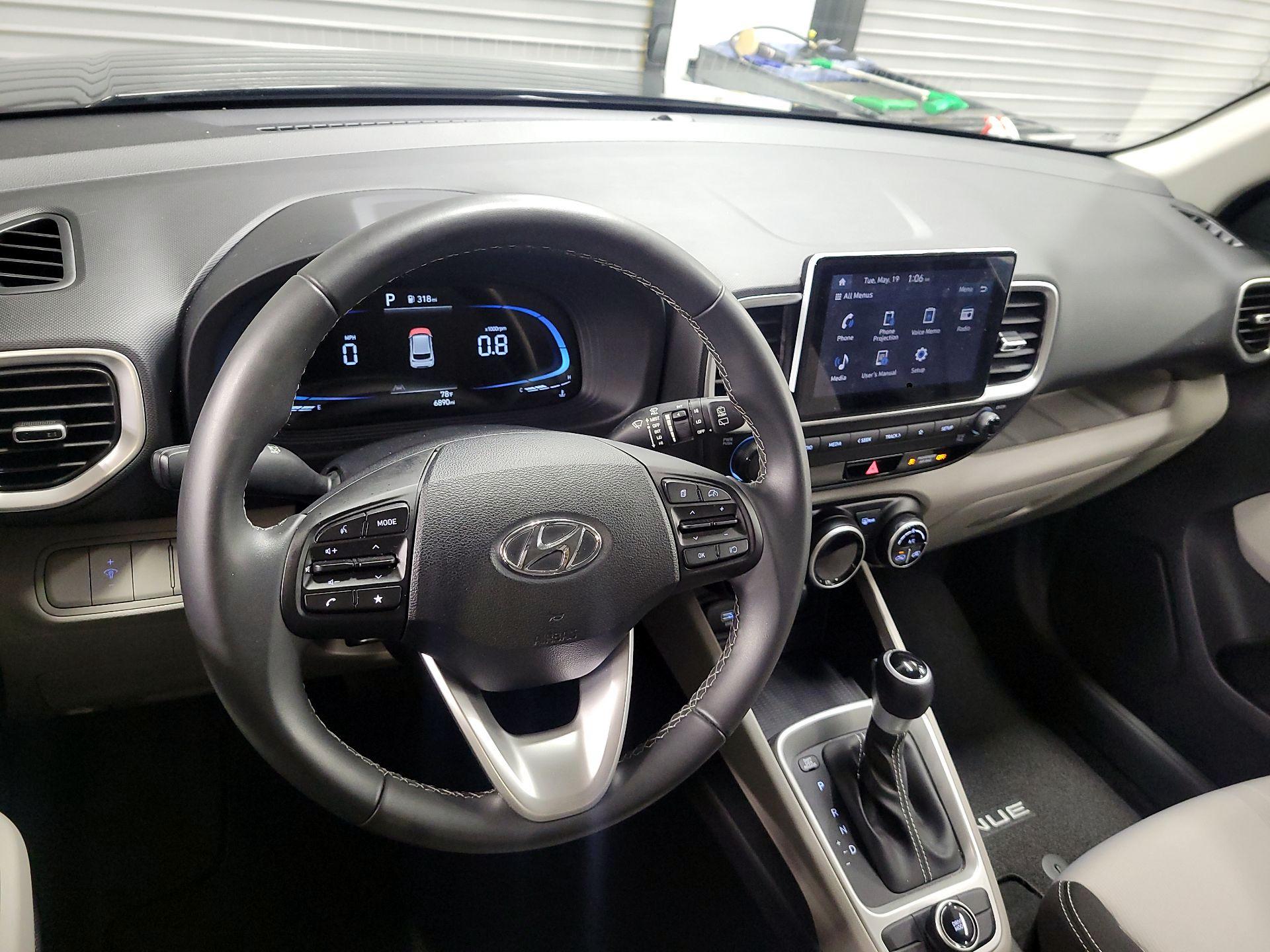 Thumbnail: 2025 Hyundai Venue - 9