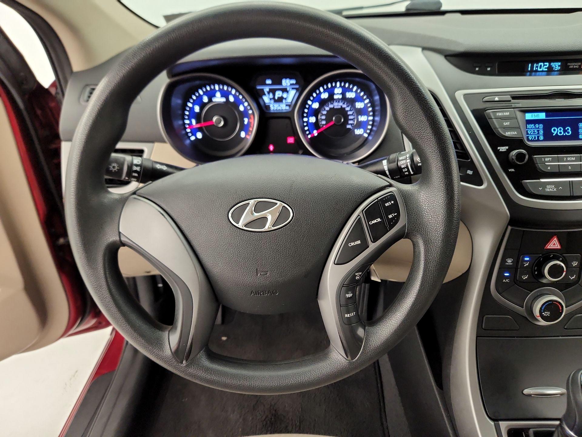 Thumbnail: 2014 Hyundai Elantra - 10