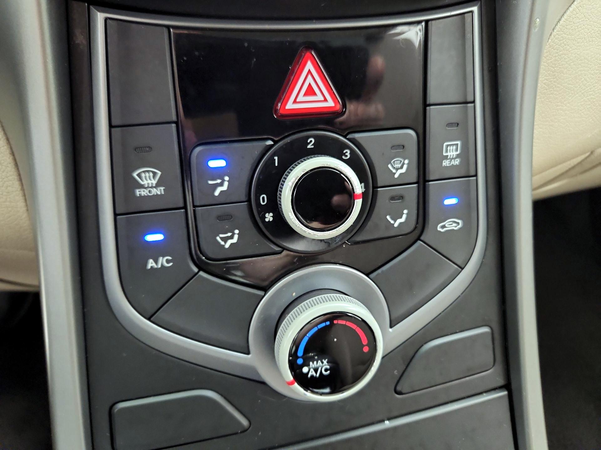 Thumbnail: 2014 Hyundai Elantra - 15