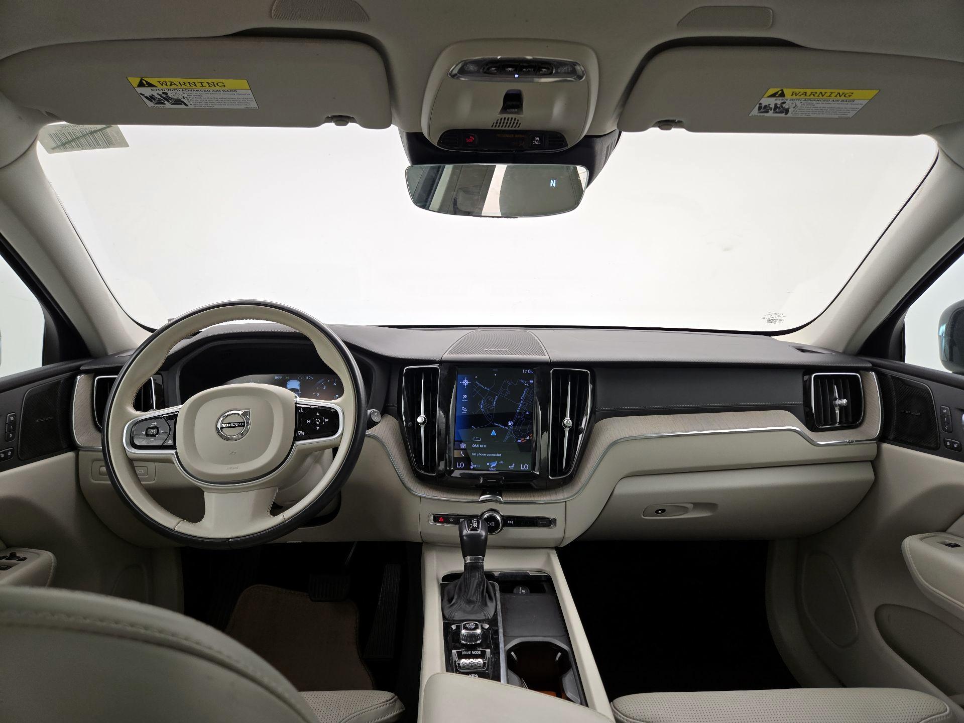 Thumbnail: 2021 Volvo XC60 - 9