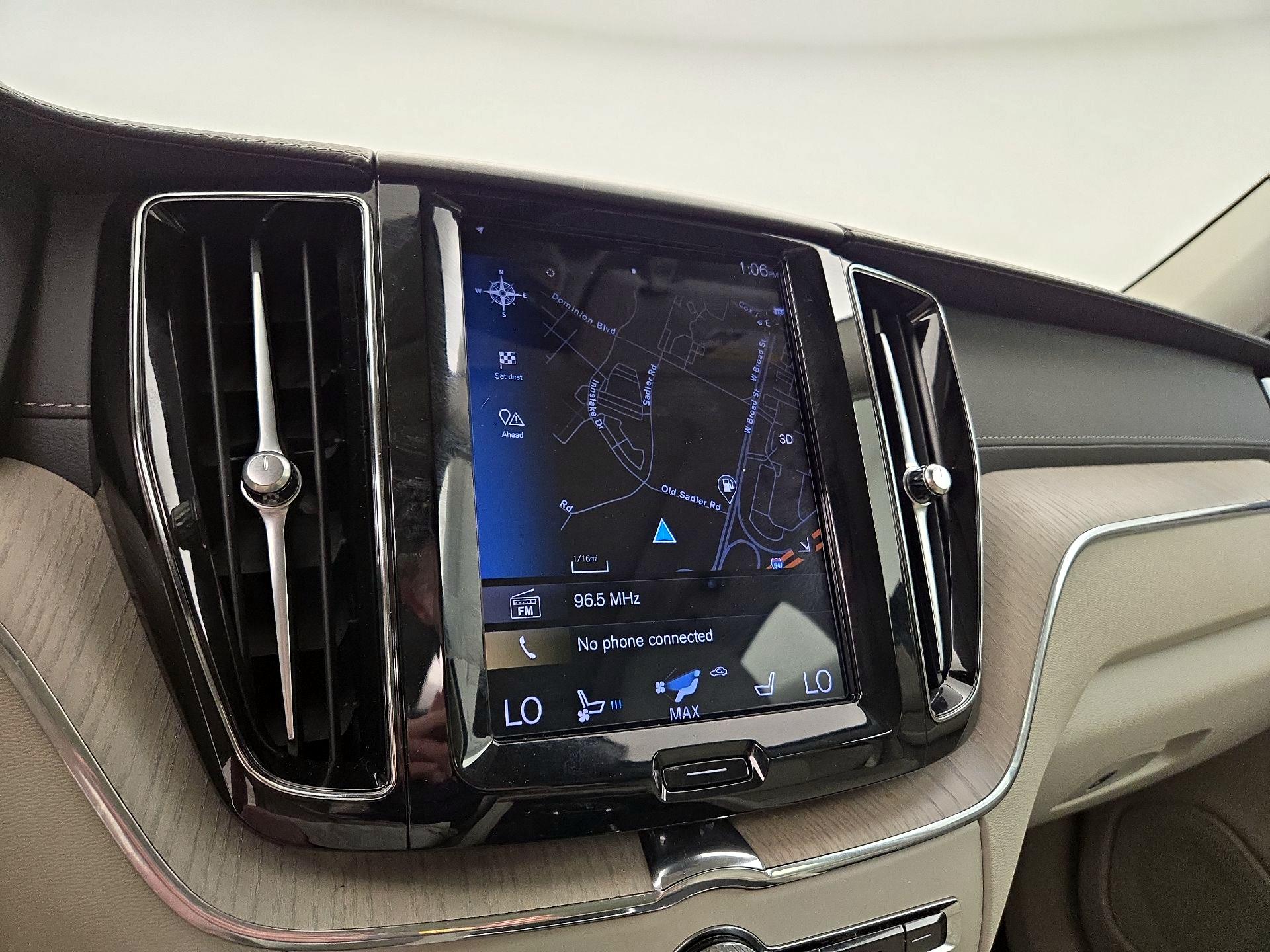 Thumbnail: 2021 Volvo XC60 - 14