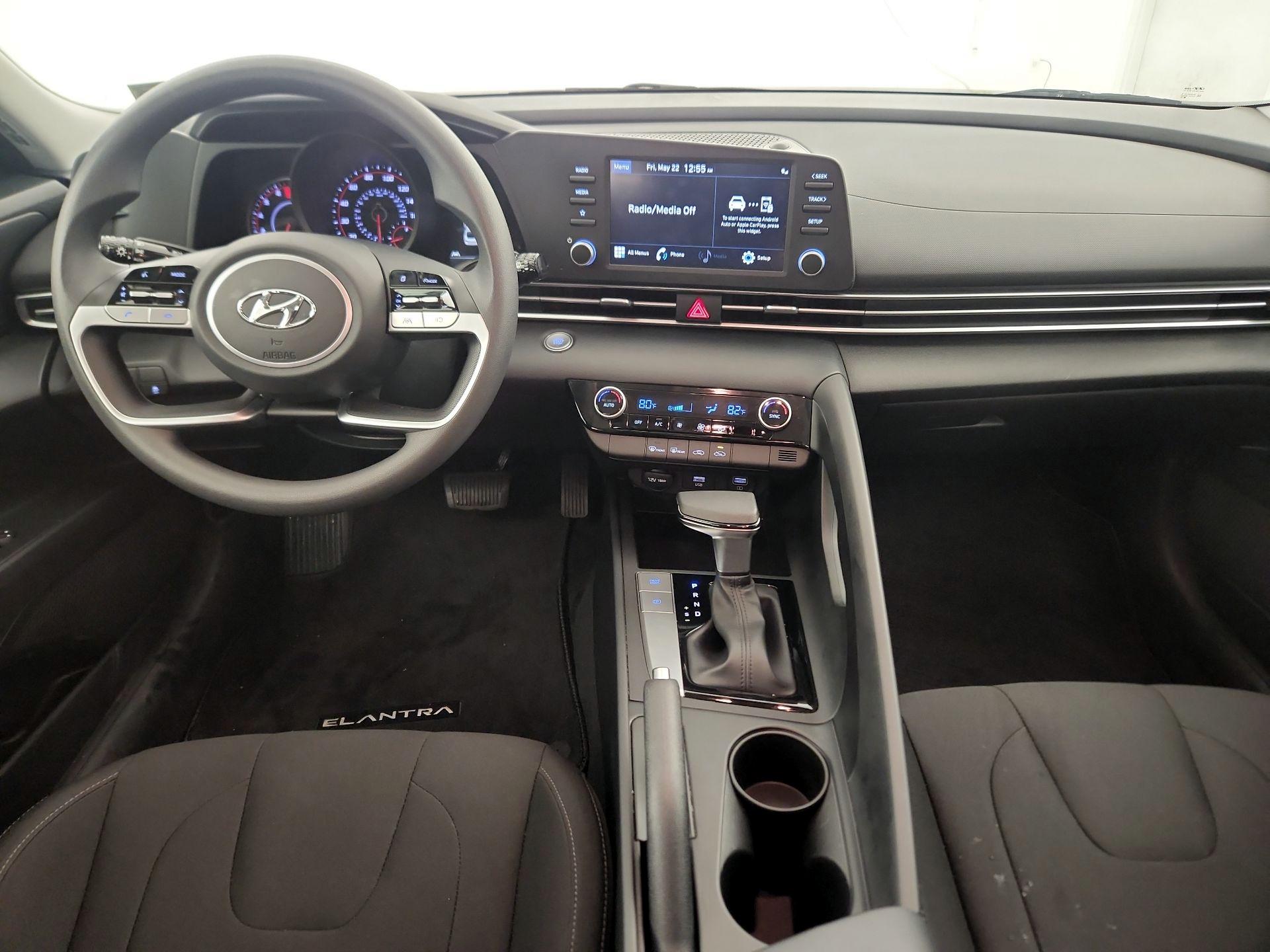 Thumbnail: 2021 Hyundai Elantra - 9
